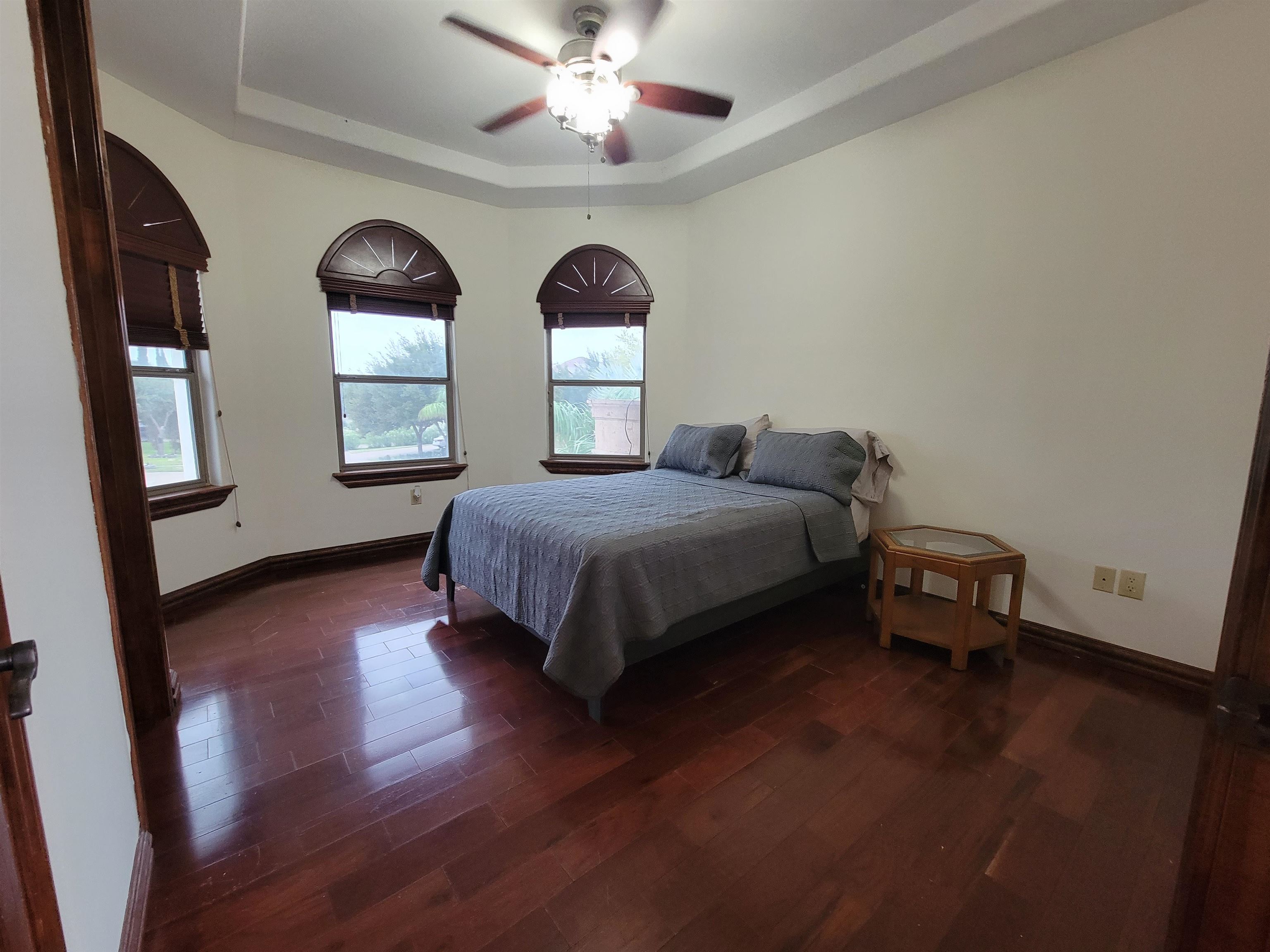 3301 Delfina Dr Property Photo 16