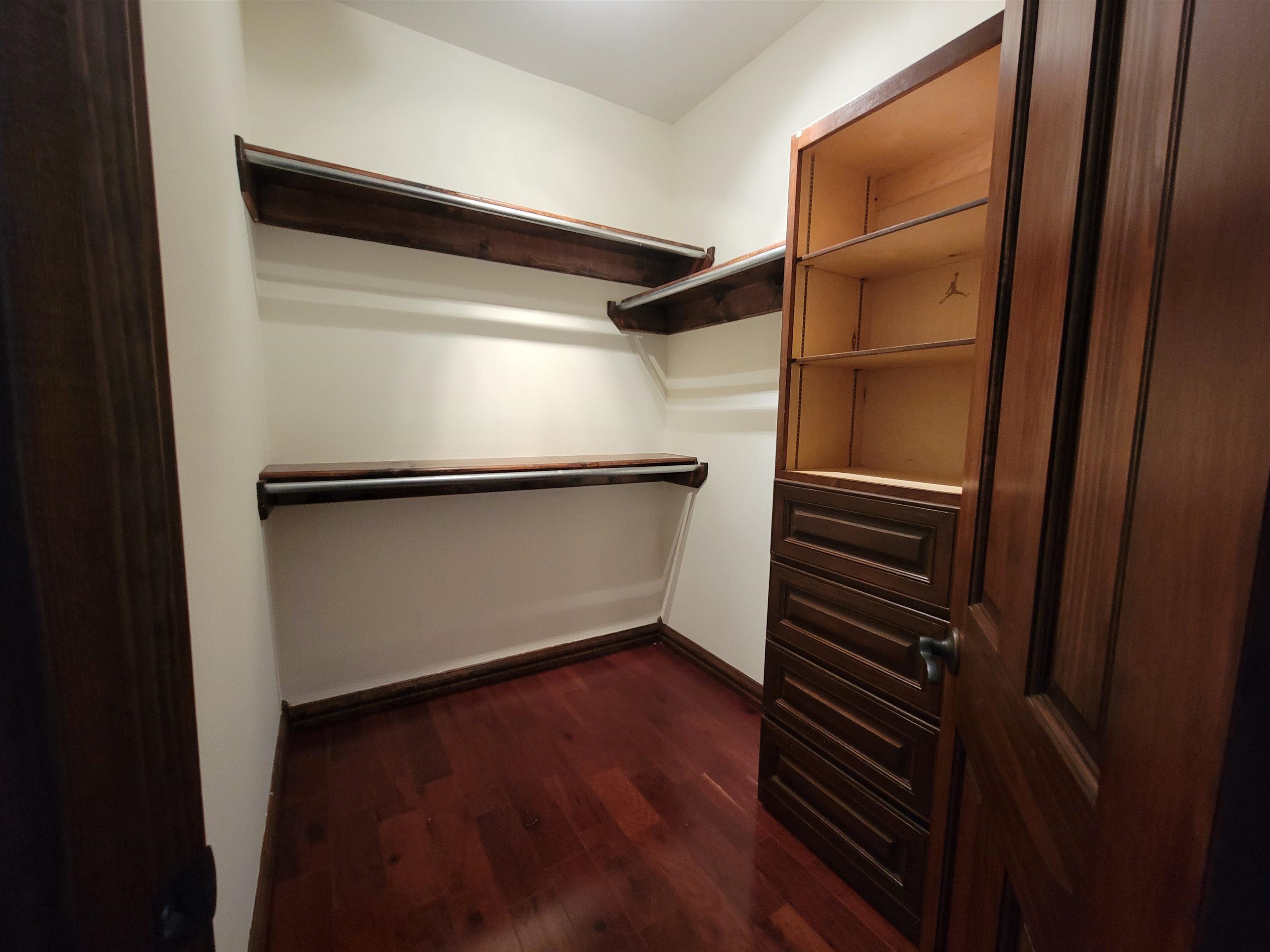 3301 Delfina Dr Property Photo 18