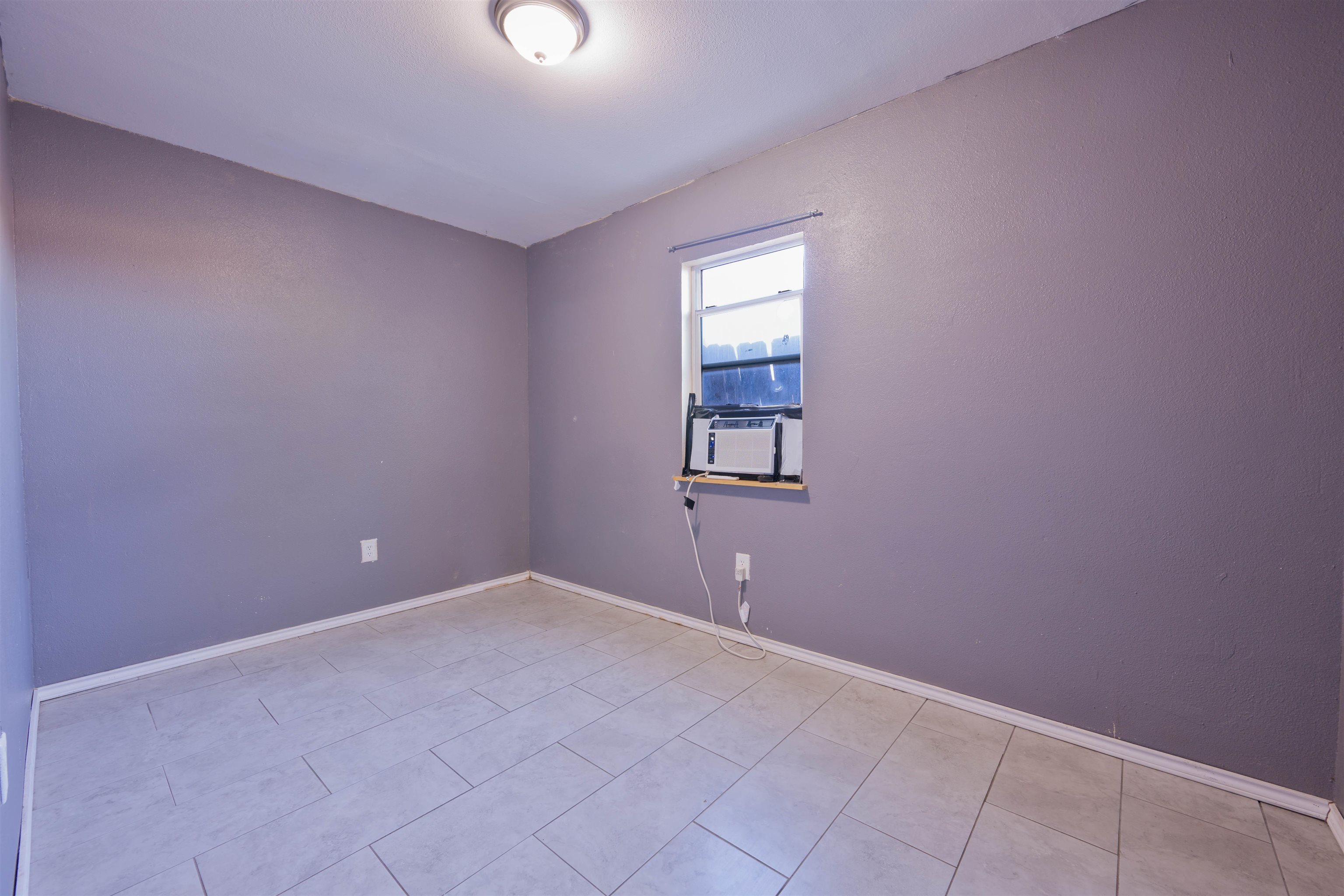2905 Coventry Dr. Property Photo 10
