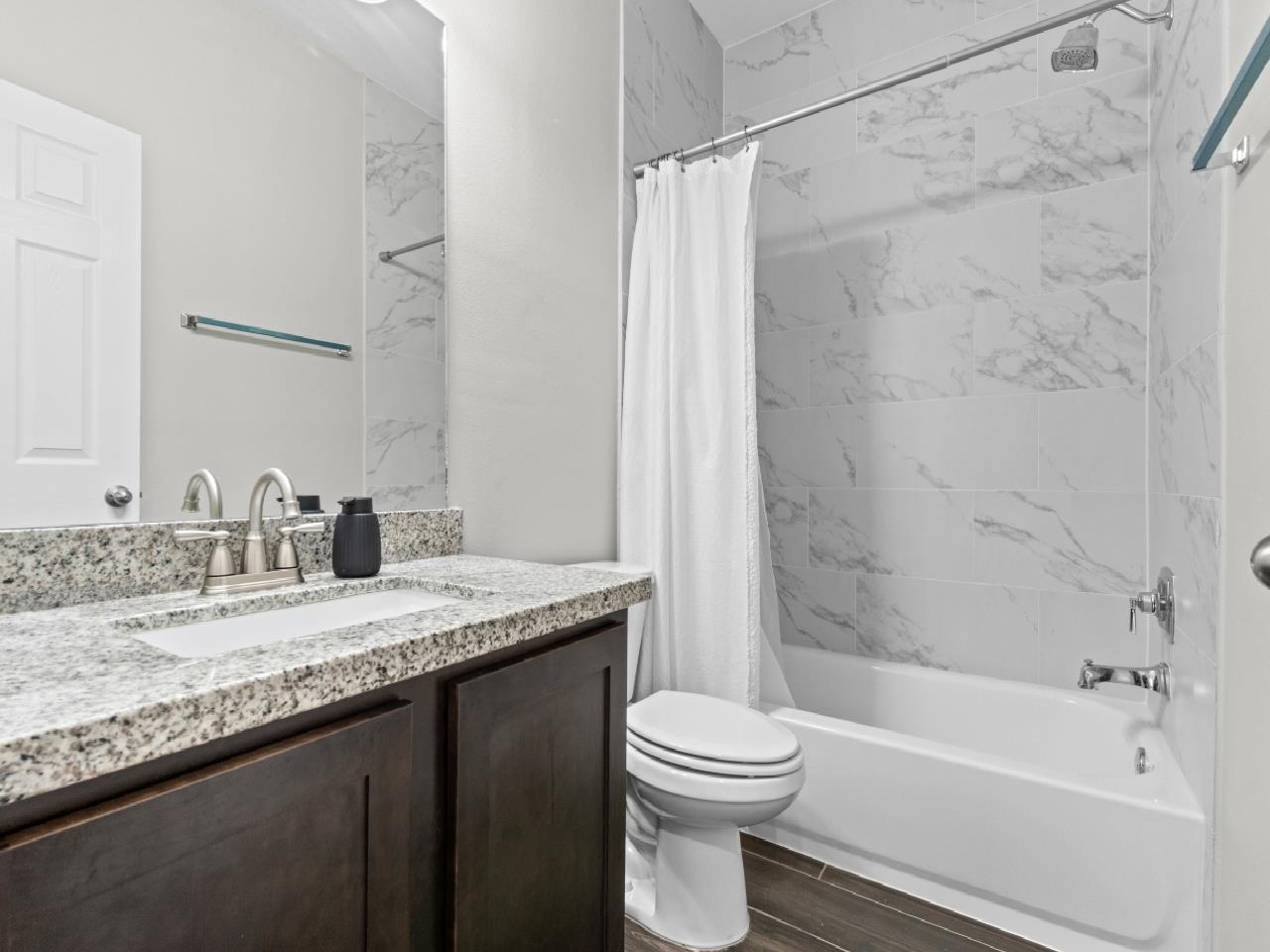 1606 Decano Ln. Property Photo 10