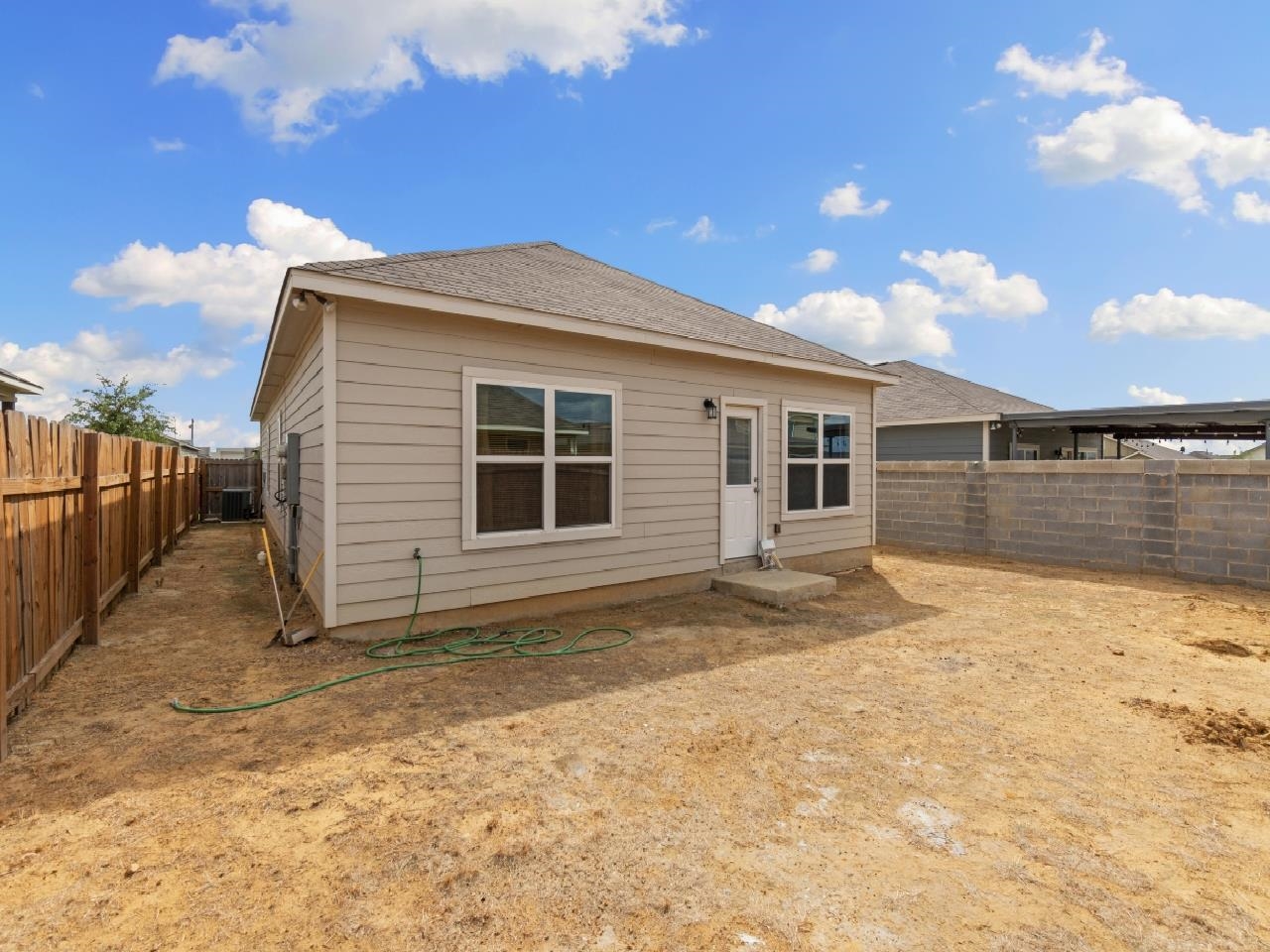 1606 Decano Ln. Property Photo 16