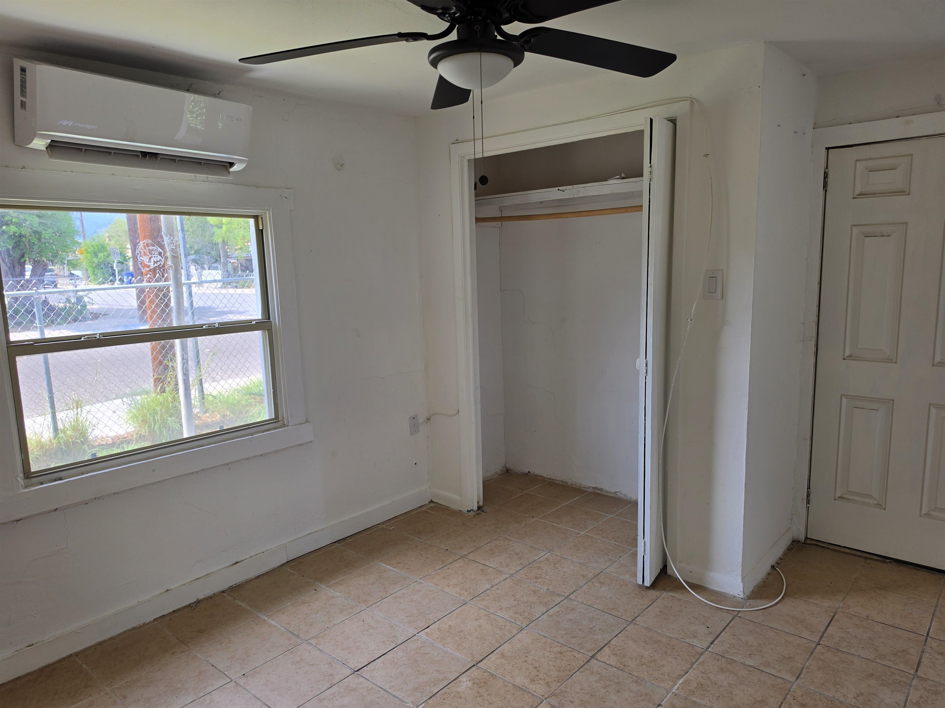 2419 Sanchez St Property Photo 11