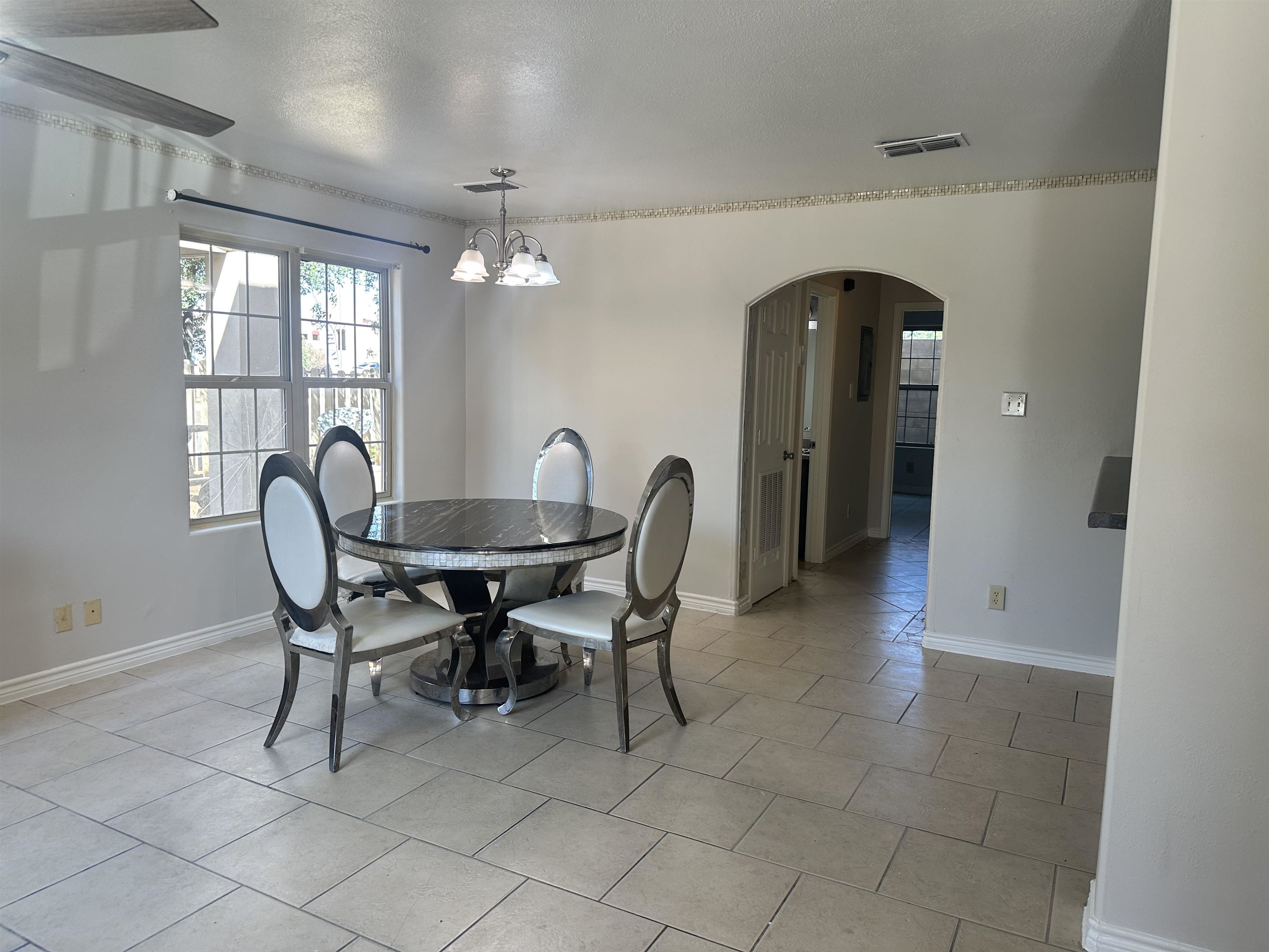 413 Shiloh Dr 101 Property Photo 17
