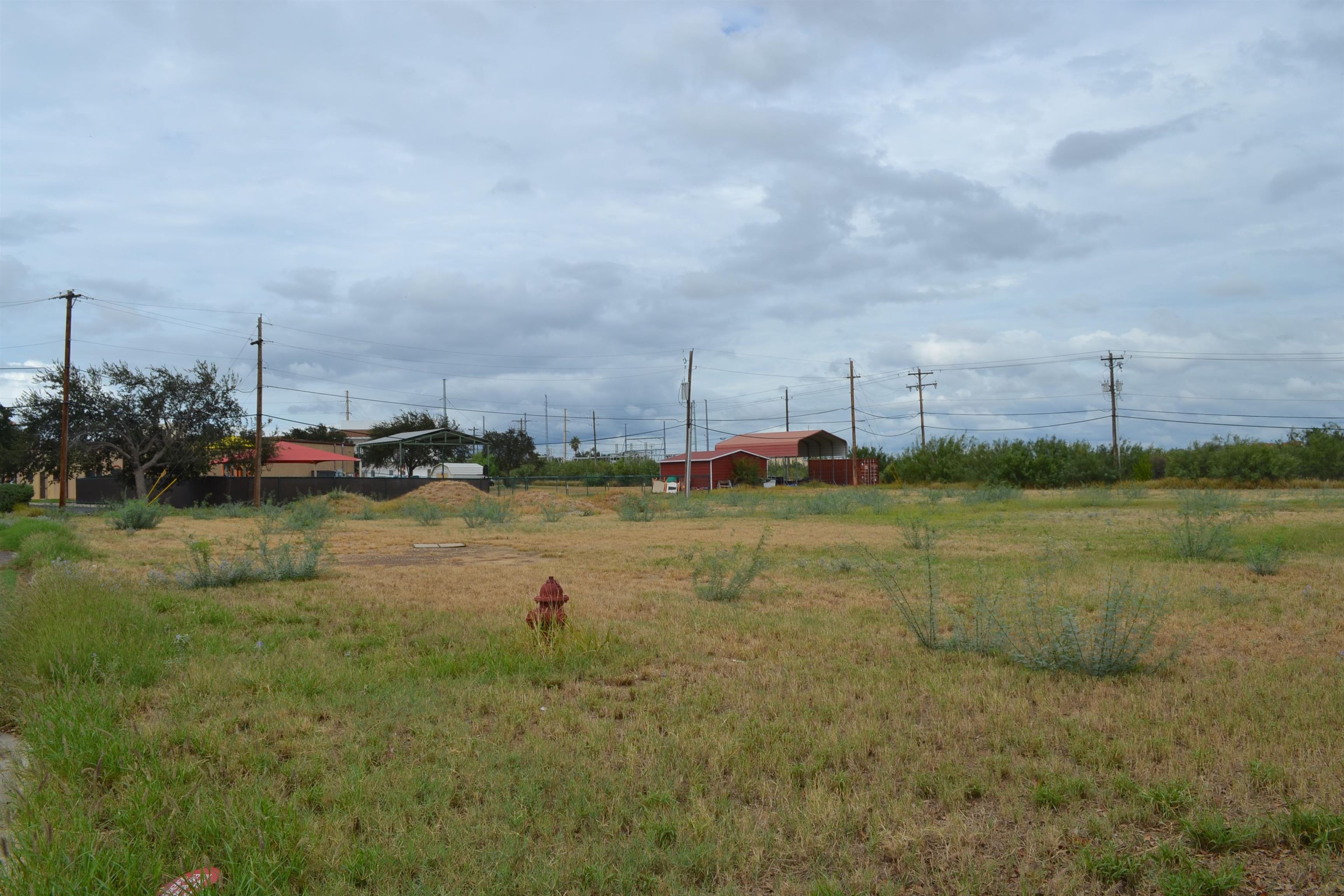 7609 Greenmeadow Dr Property Photo 10