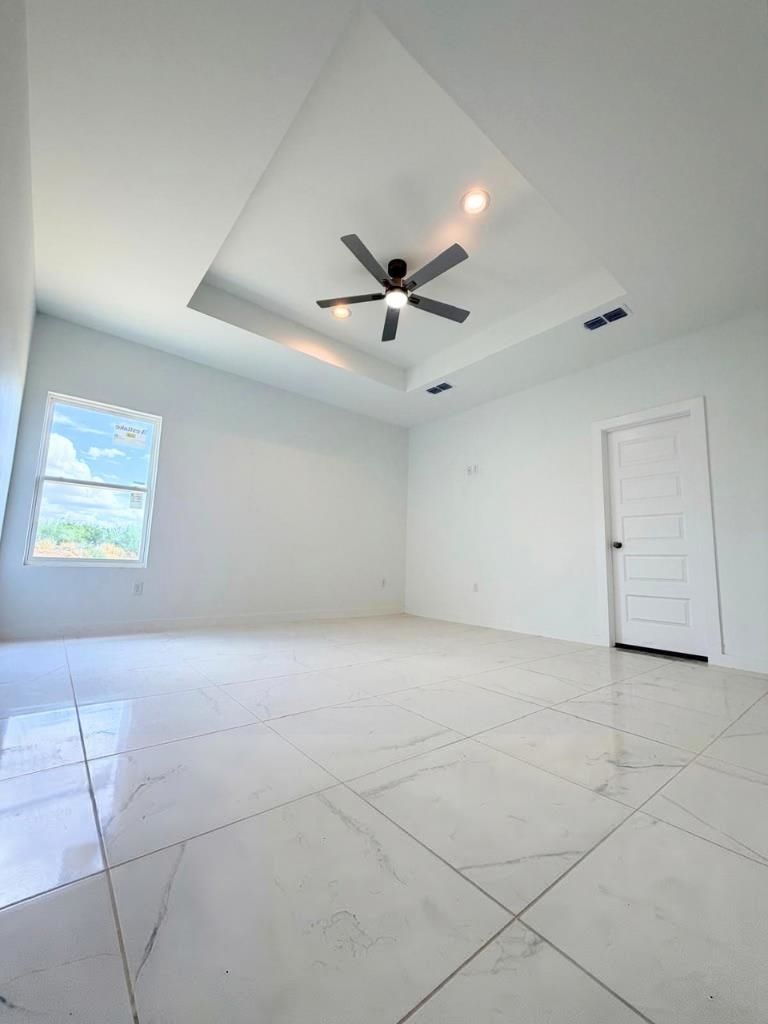 3922 Texas Dr. Property Photo 9