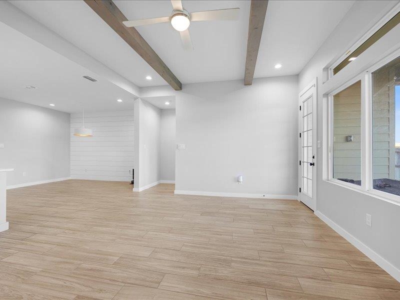 1227 Sambar Lp Property Photo 9