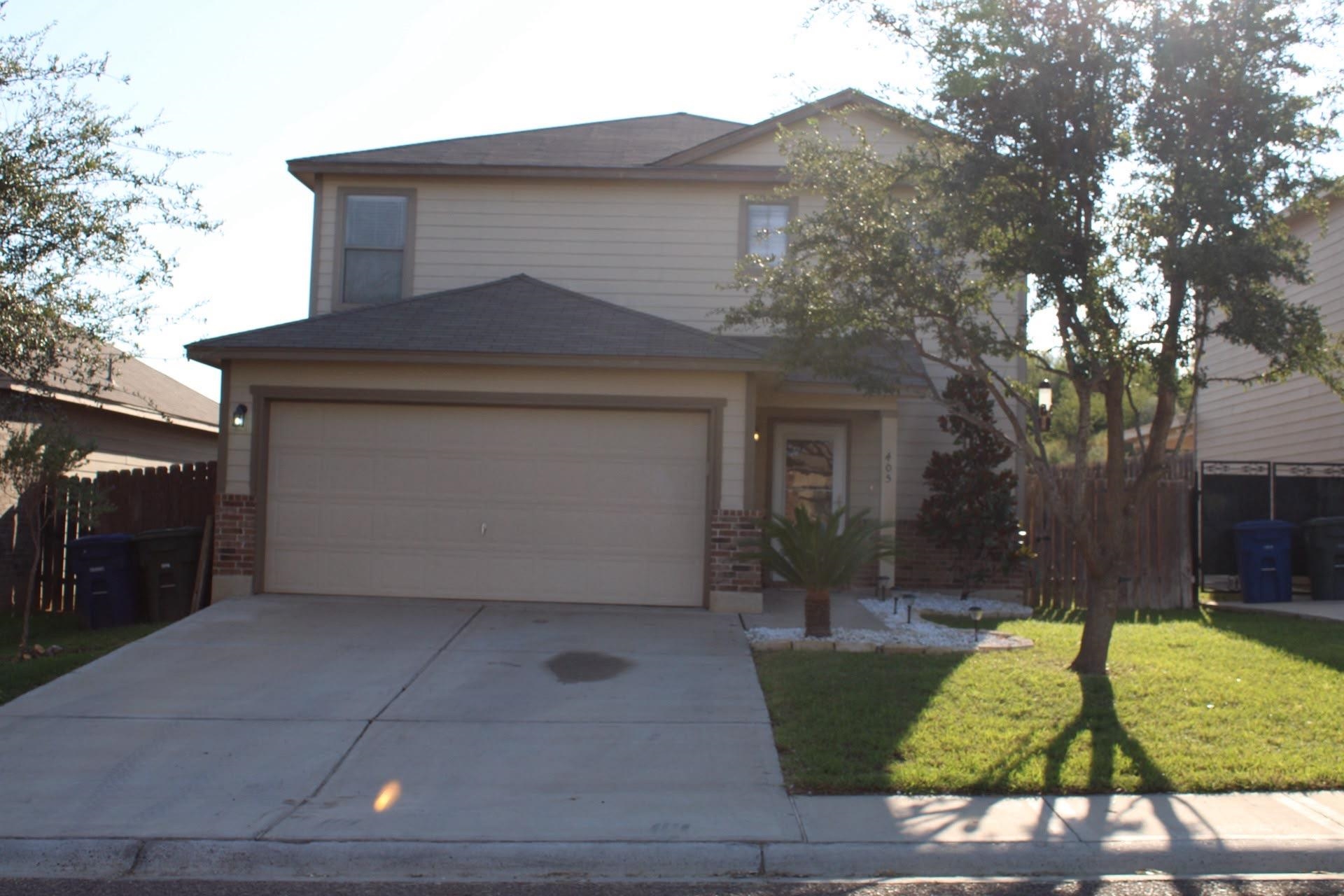405 Almeja Dr Property Photo 1