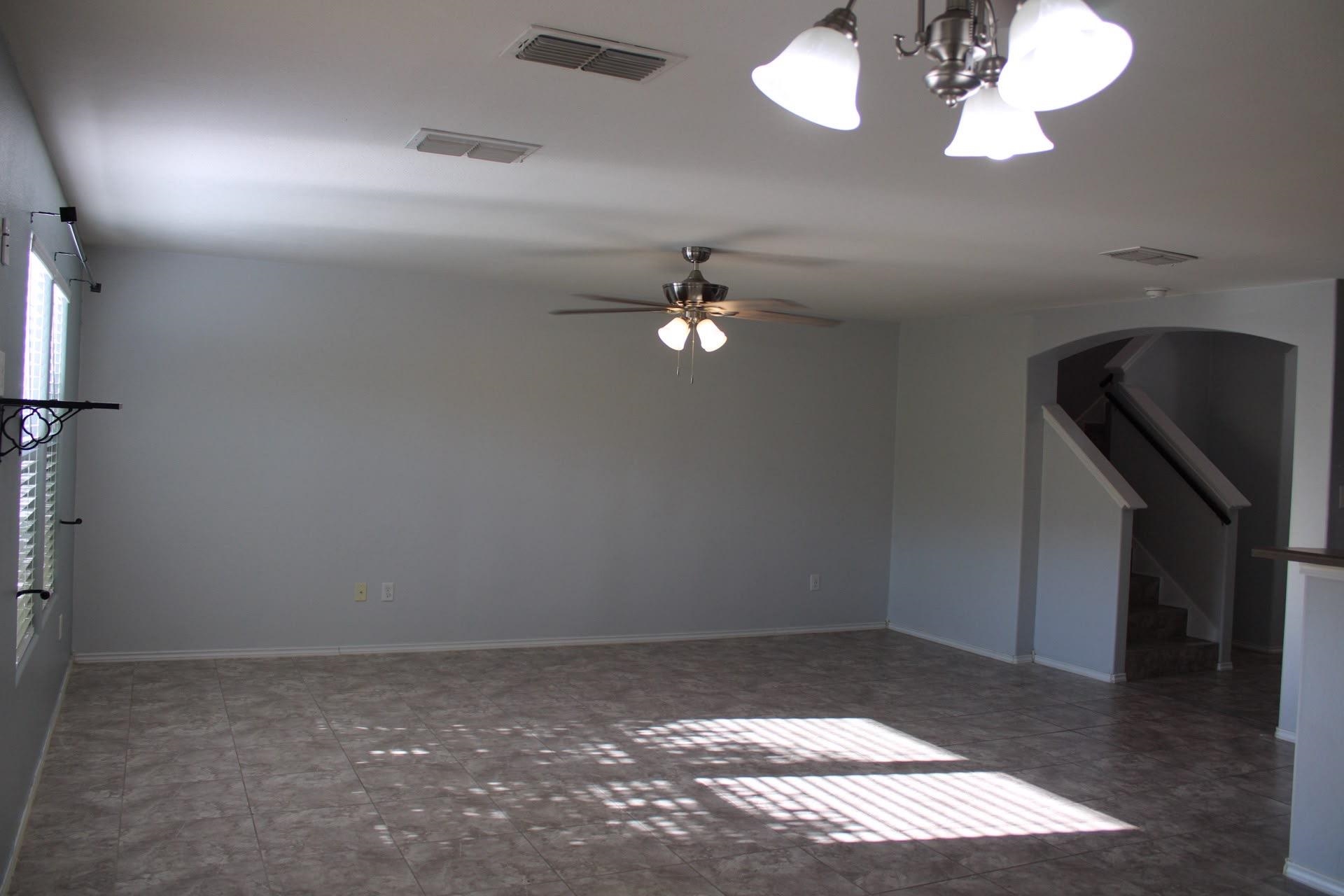 405 Almeja Dr Property Photo 6