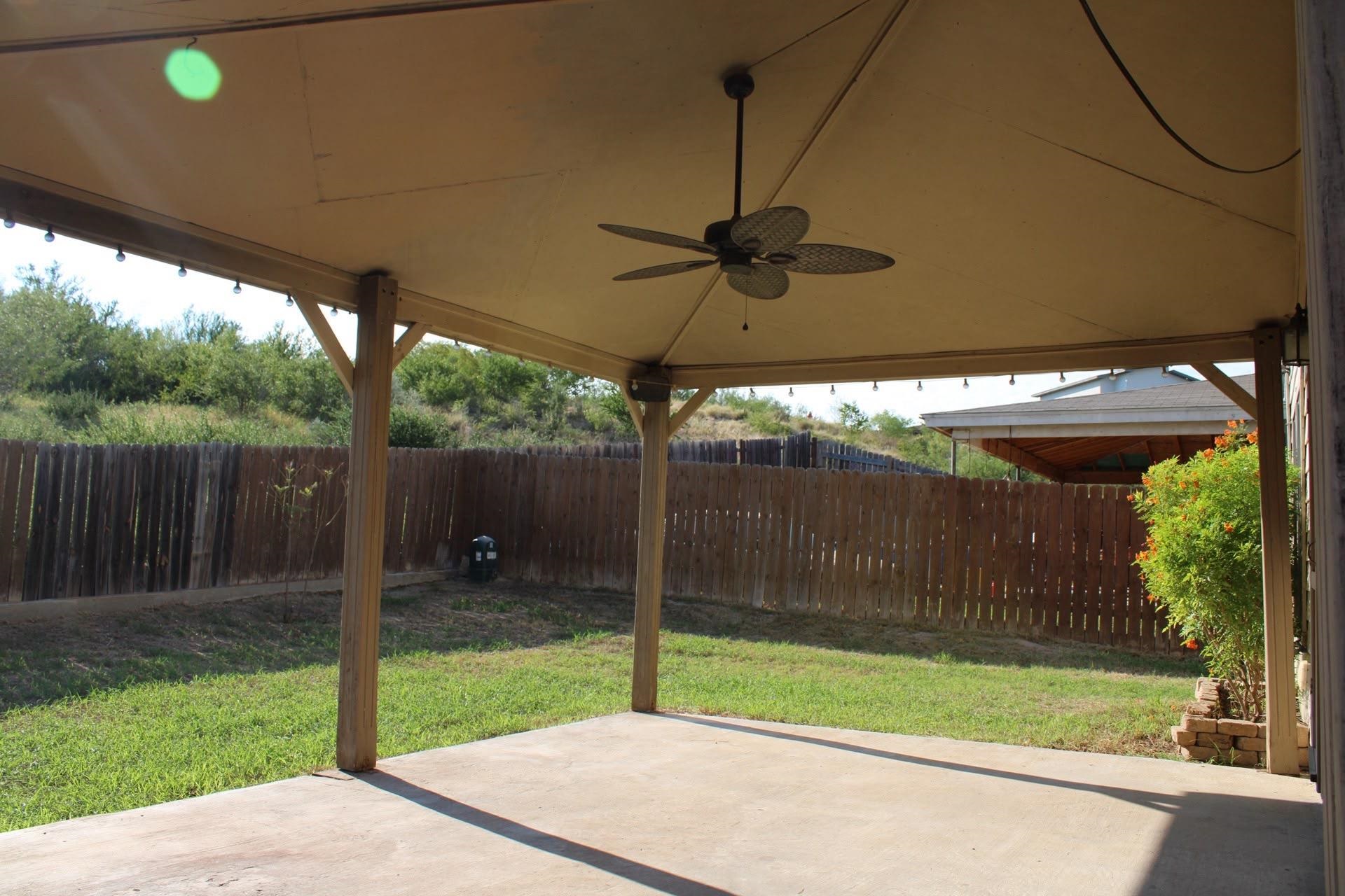 405 Almeja Dr Property Photo 26