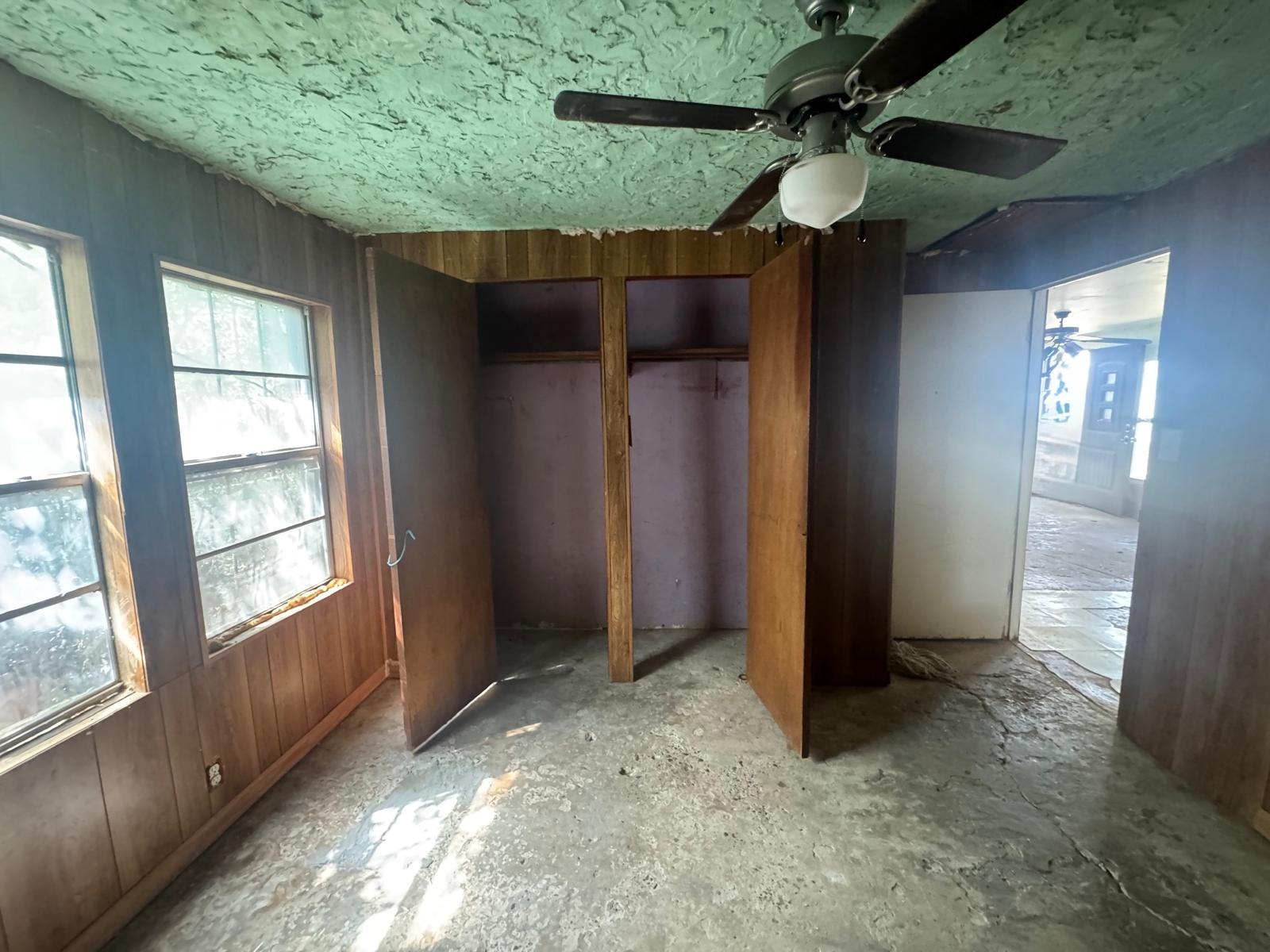 2715 Cedar Ave Property Photo 11