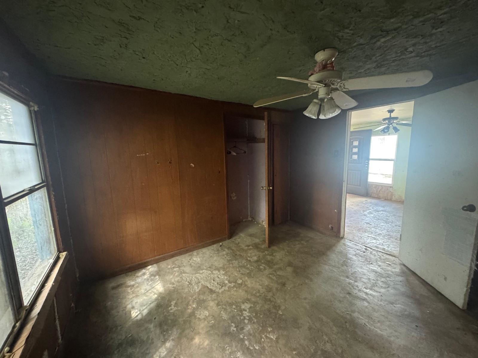2715 Cedar Ave Property Photo 13