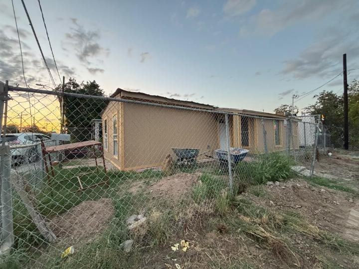 1402 Garden St Property Photo 9