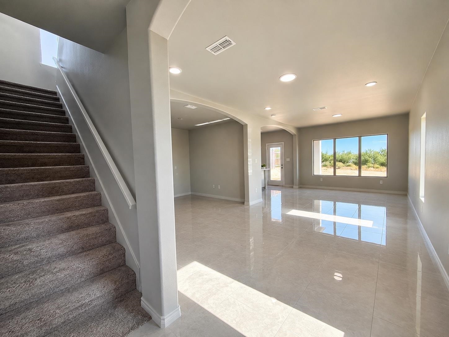 6107 Servando Dr Property Photo 3