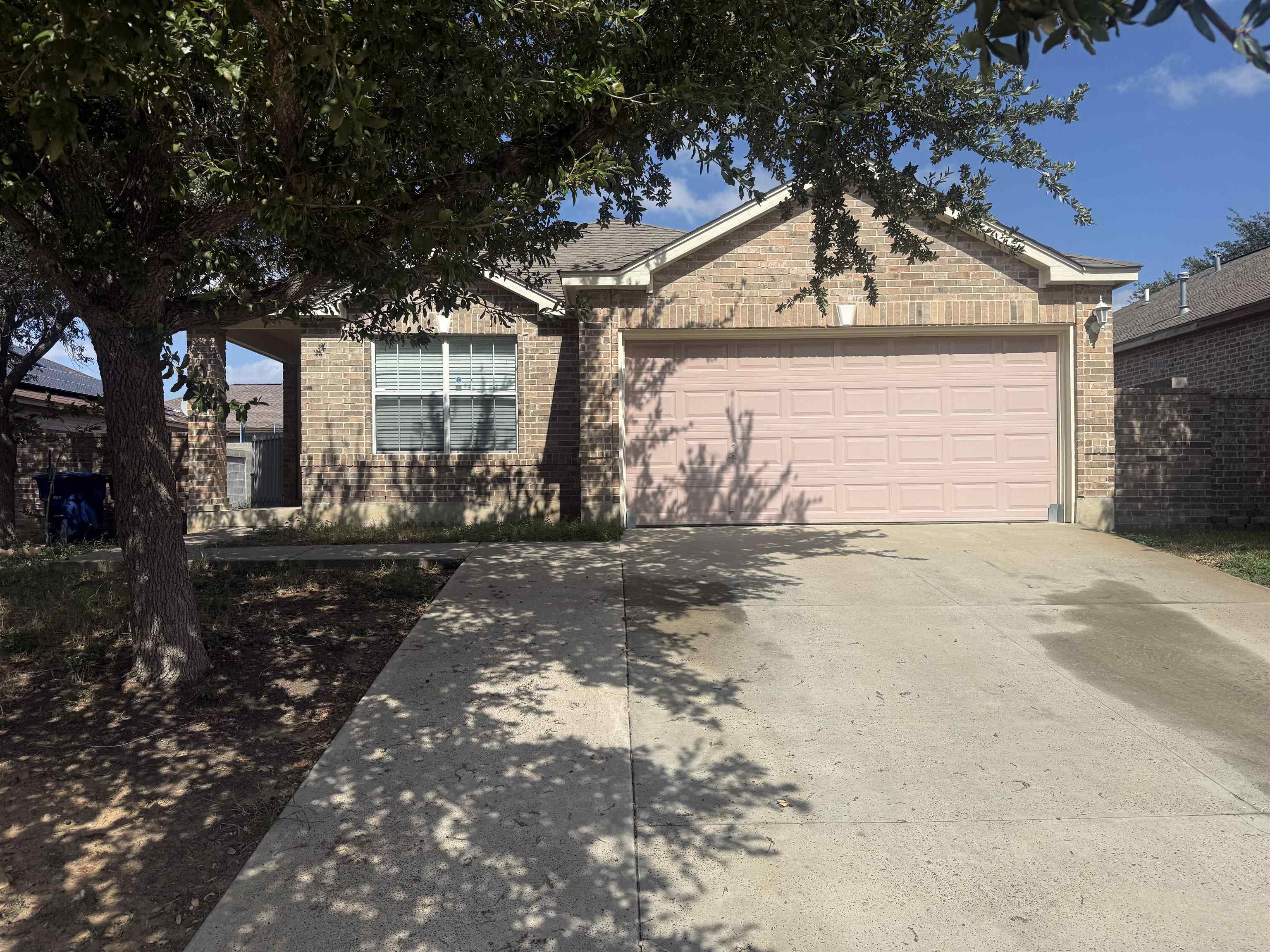 2135 Lima Lp Property Photo 1
