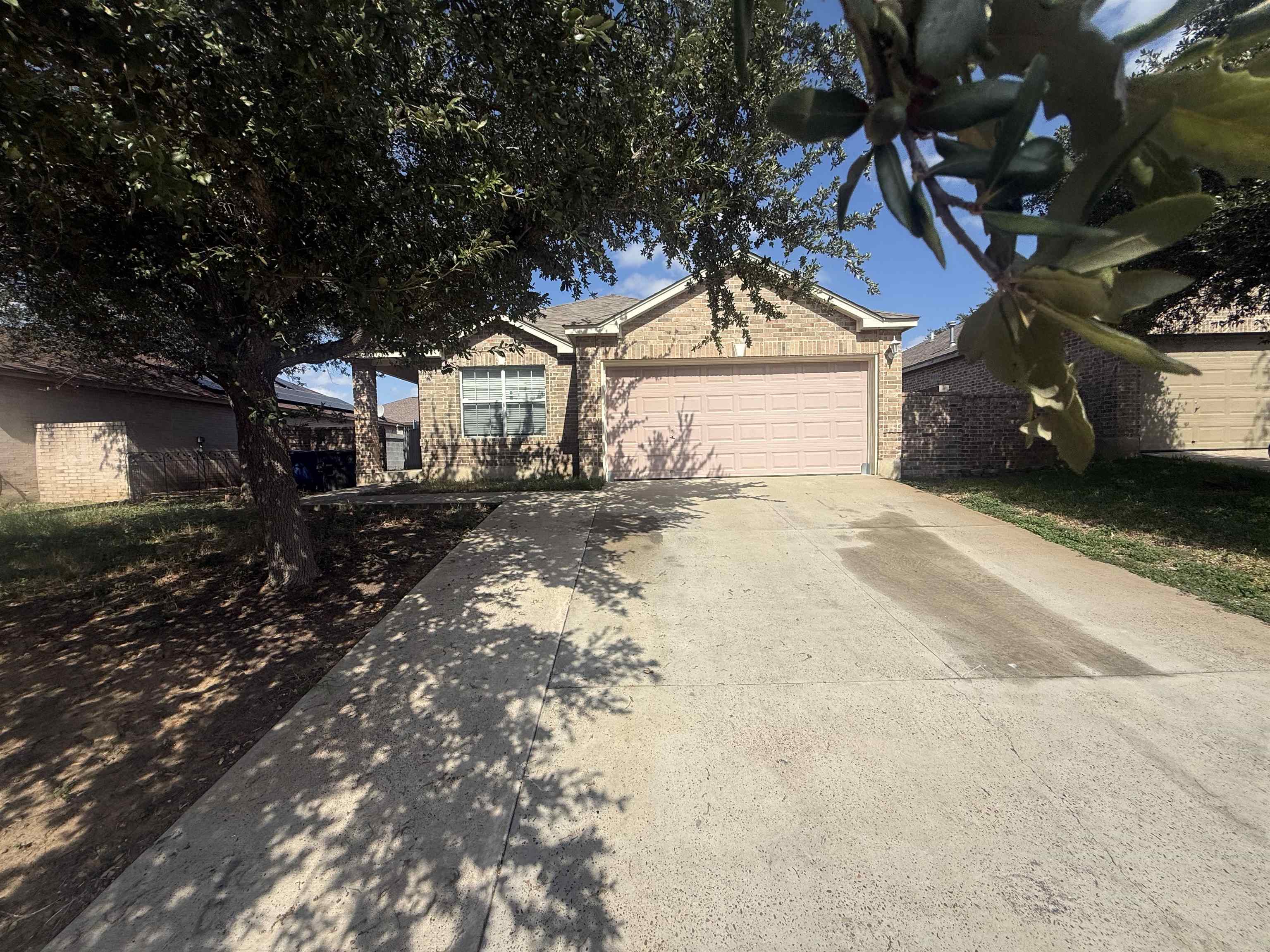 2135 Lima Lp Property Photo 2