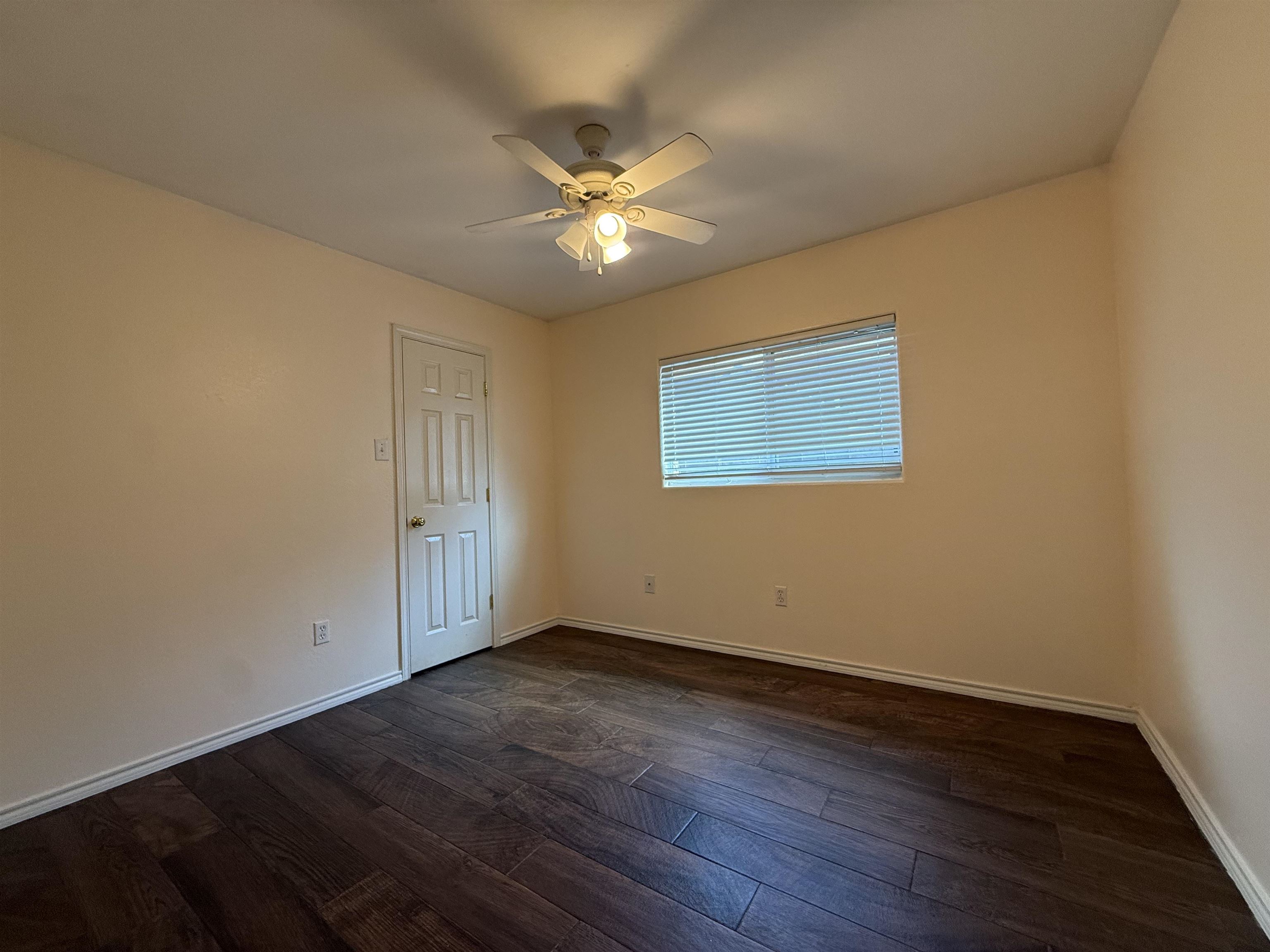 2135 Lima Lp Property Photo 8