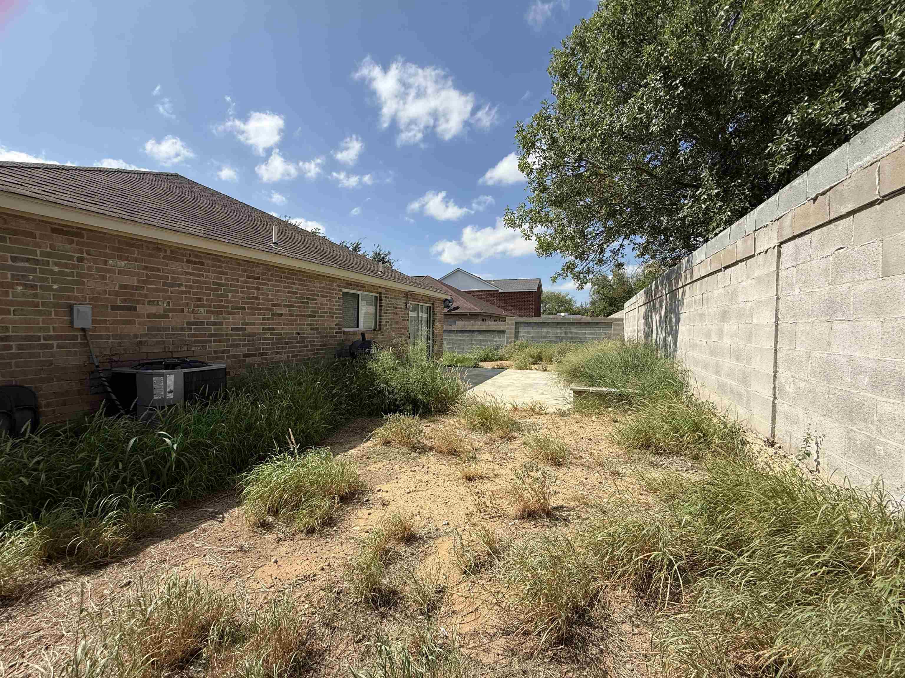 2135 Lima Lp Property Photo 16