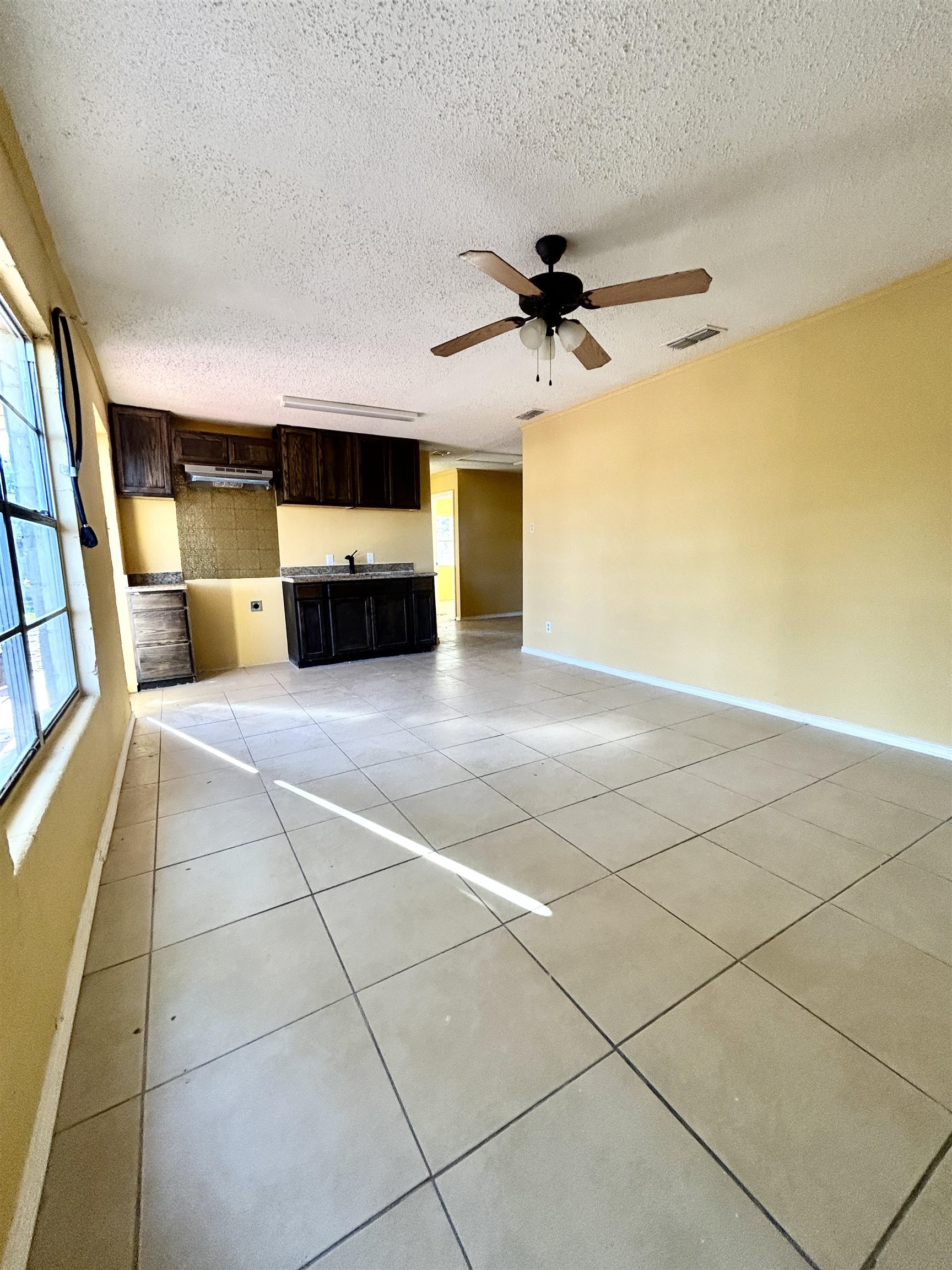 2720 Corpus Christi St Rear Property Photo 5