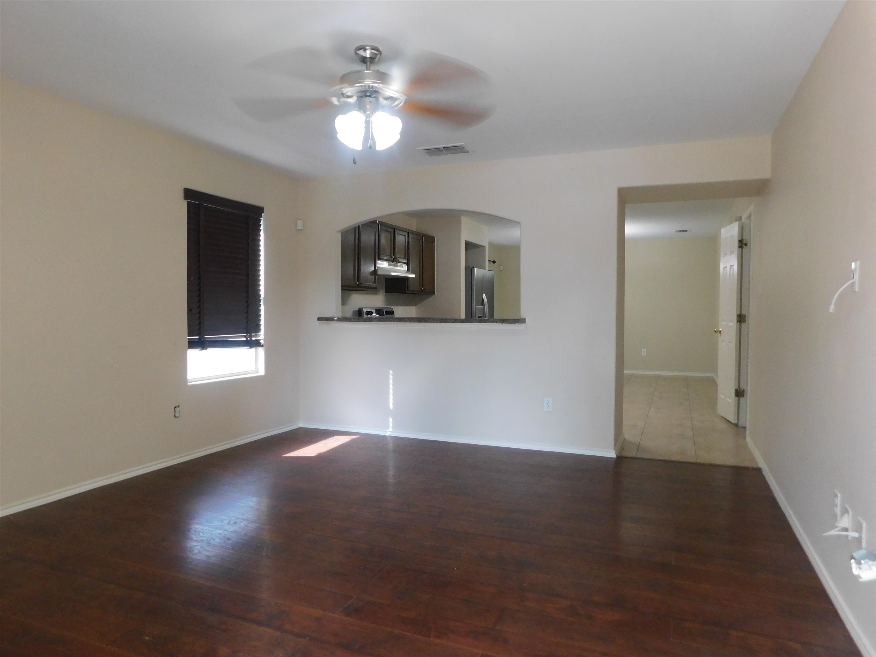 12106 Entrada Lp Property Photo 2