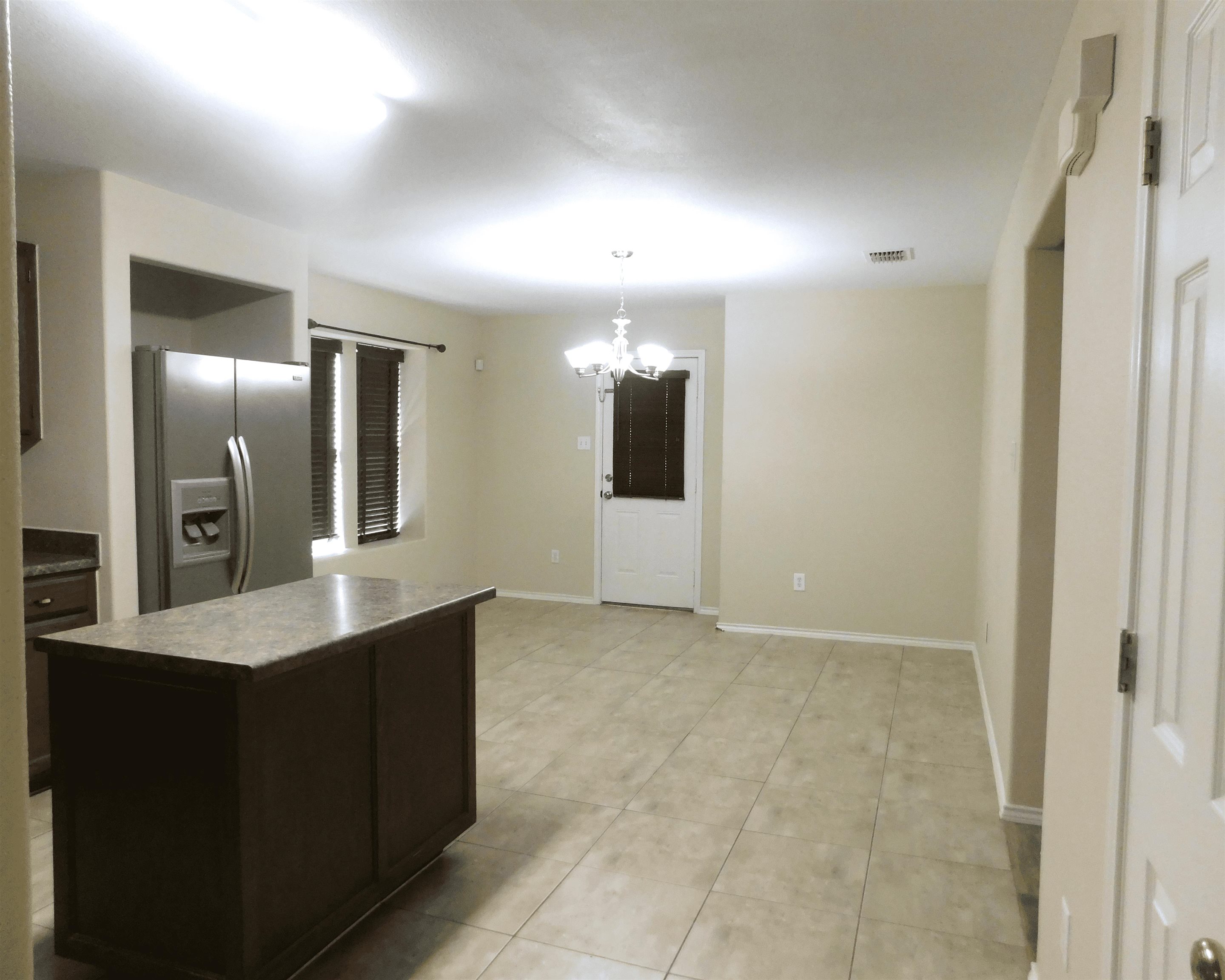 12106 Entrada Lp Property Photo 4