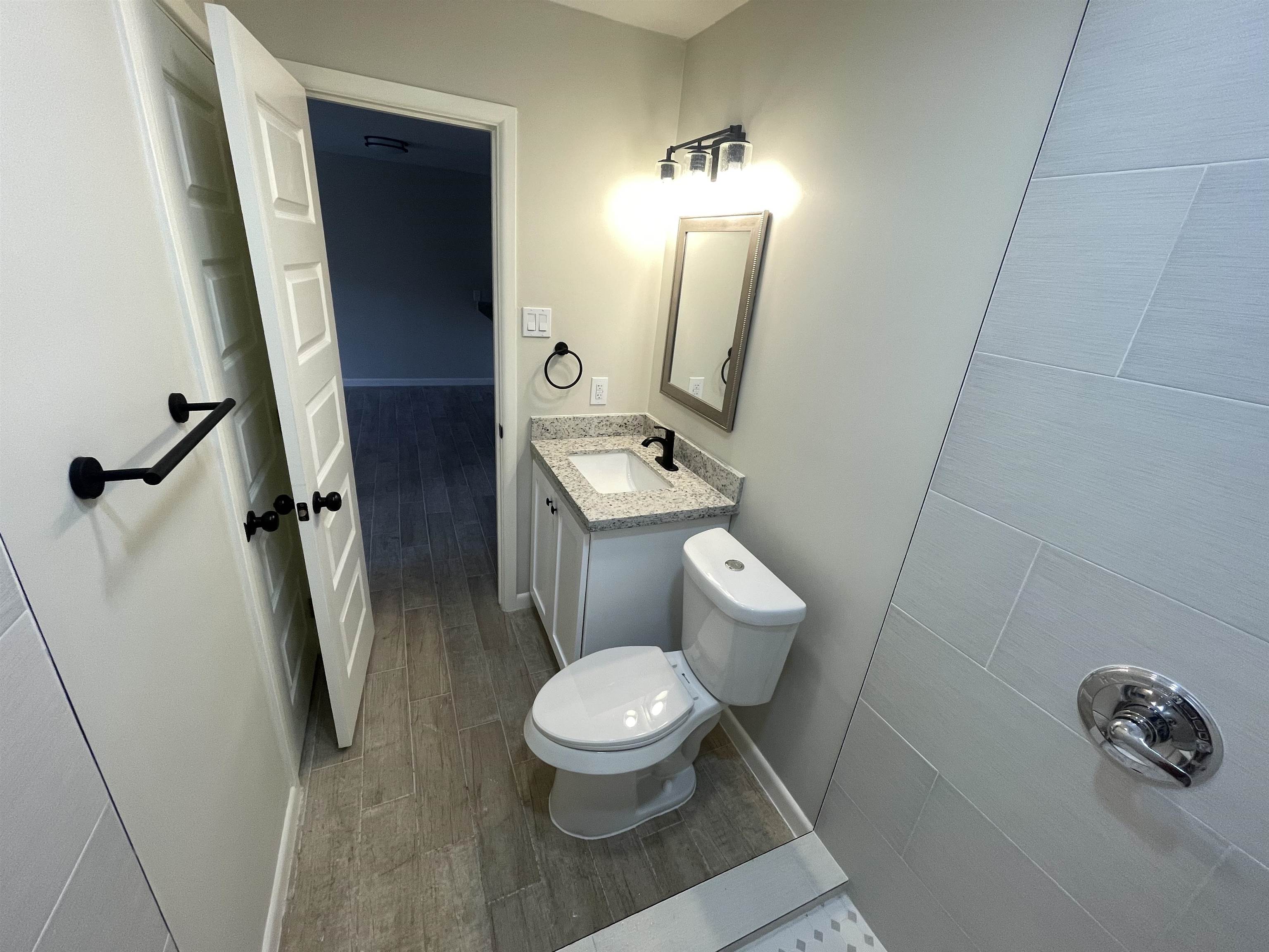 3005 E Price St 2 Property Photo 12