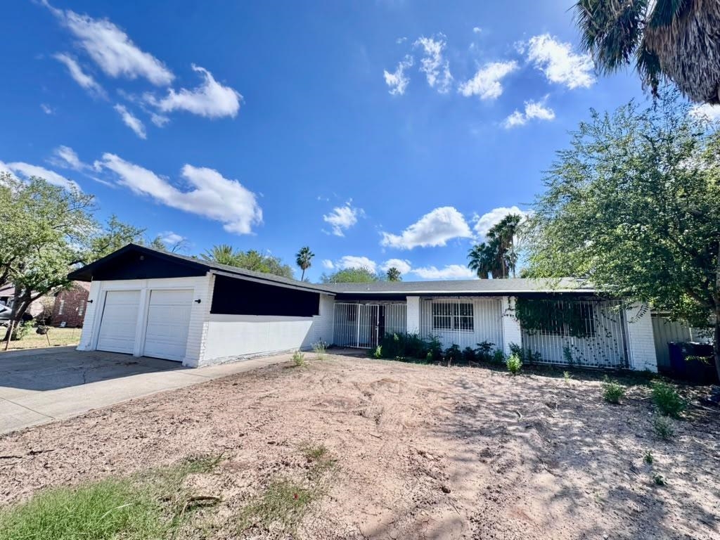 607 Beverly Dr Property Photo 3