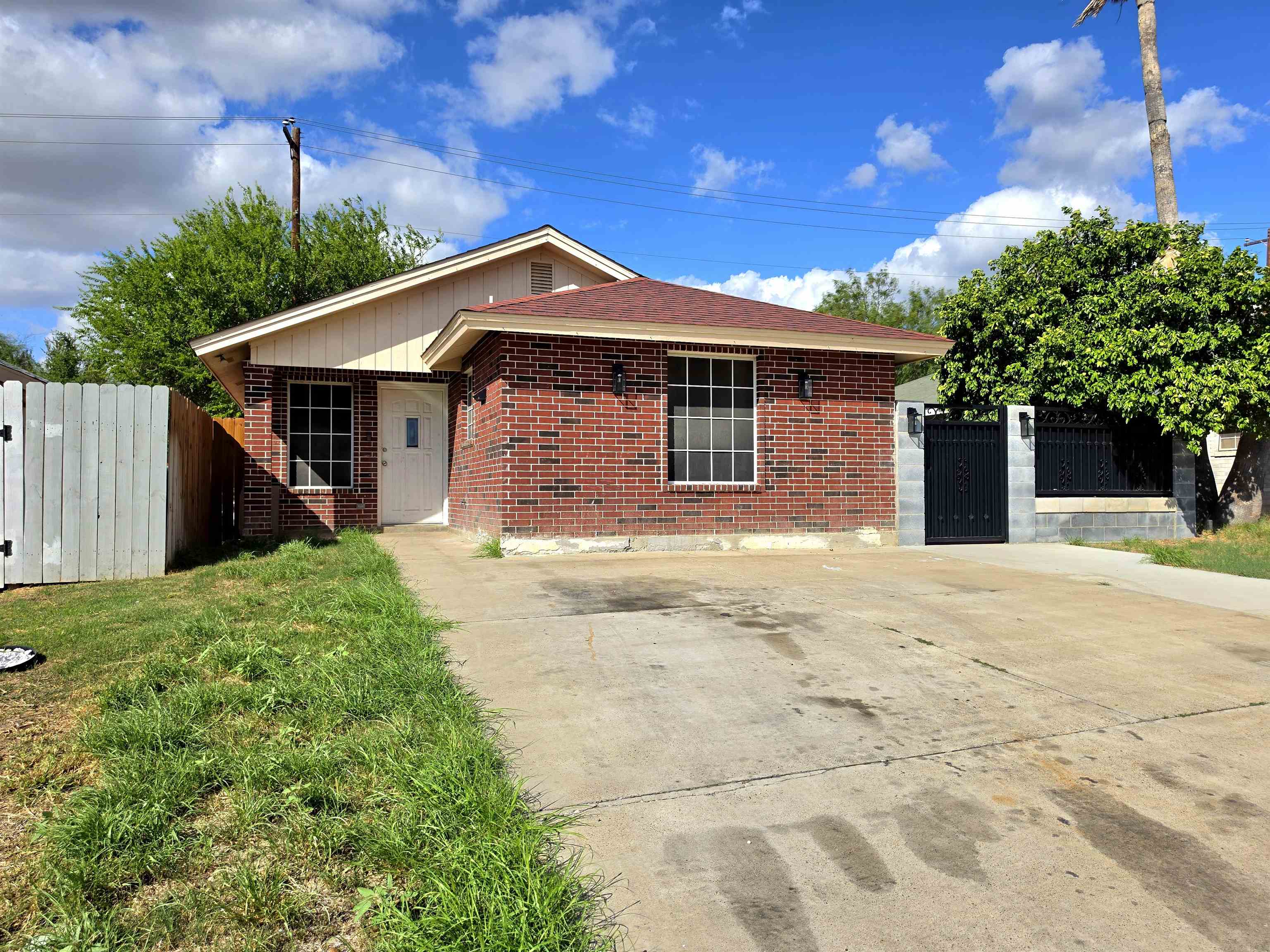 410 Prescott Lp Property Photo 1