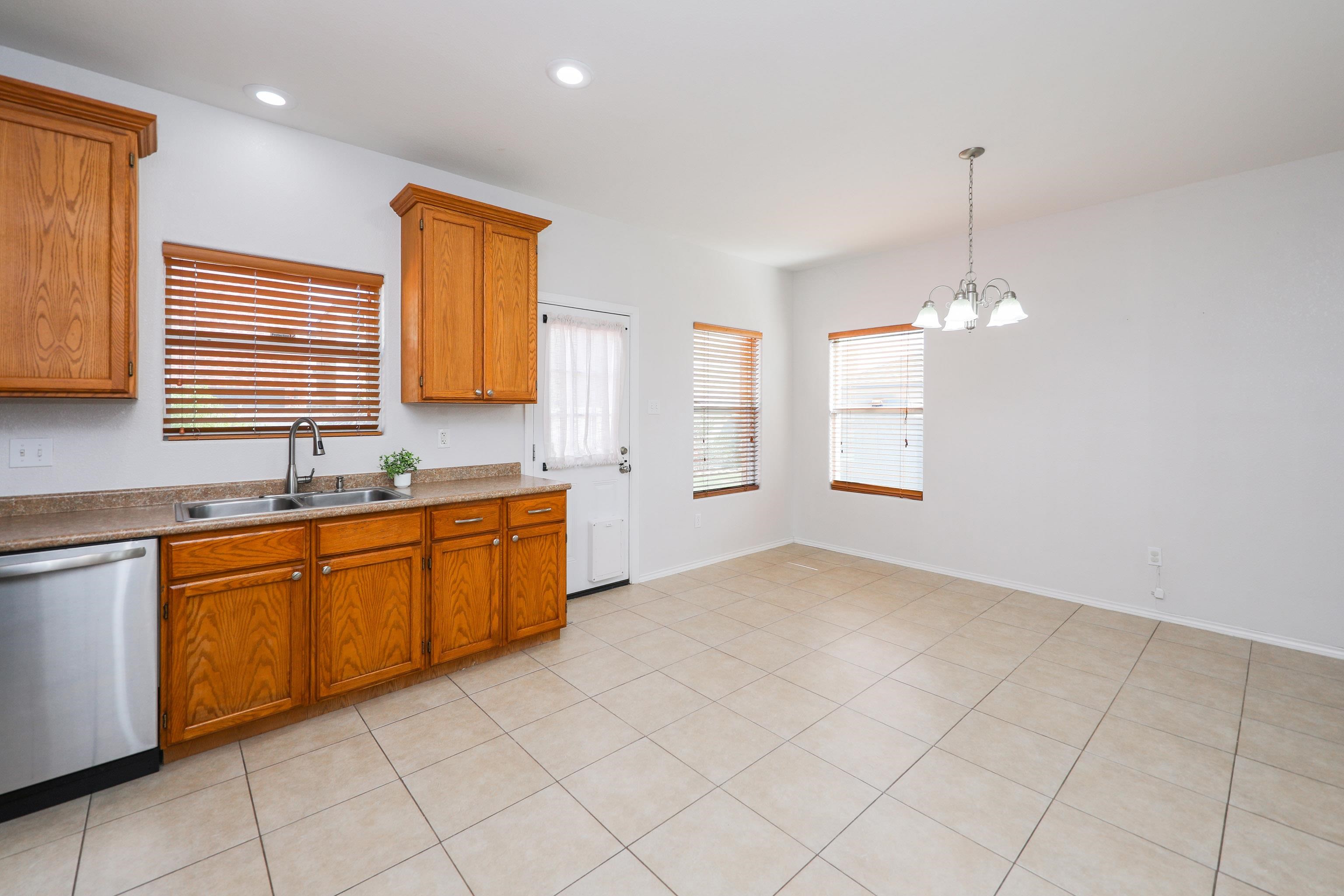 217 Kahlo Lp Property Photo 10