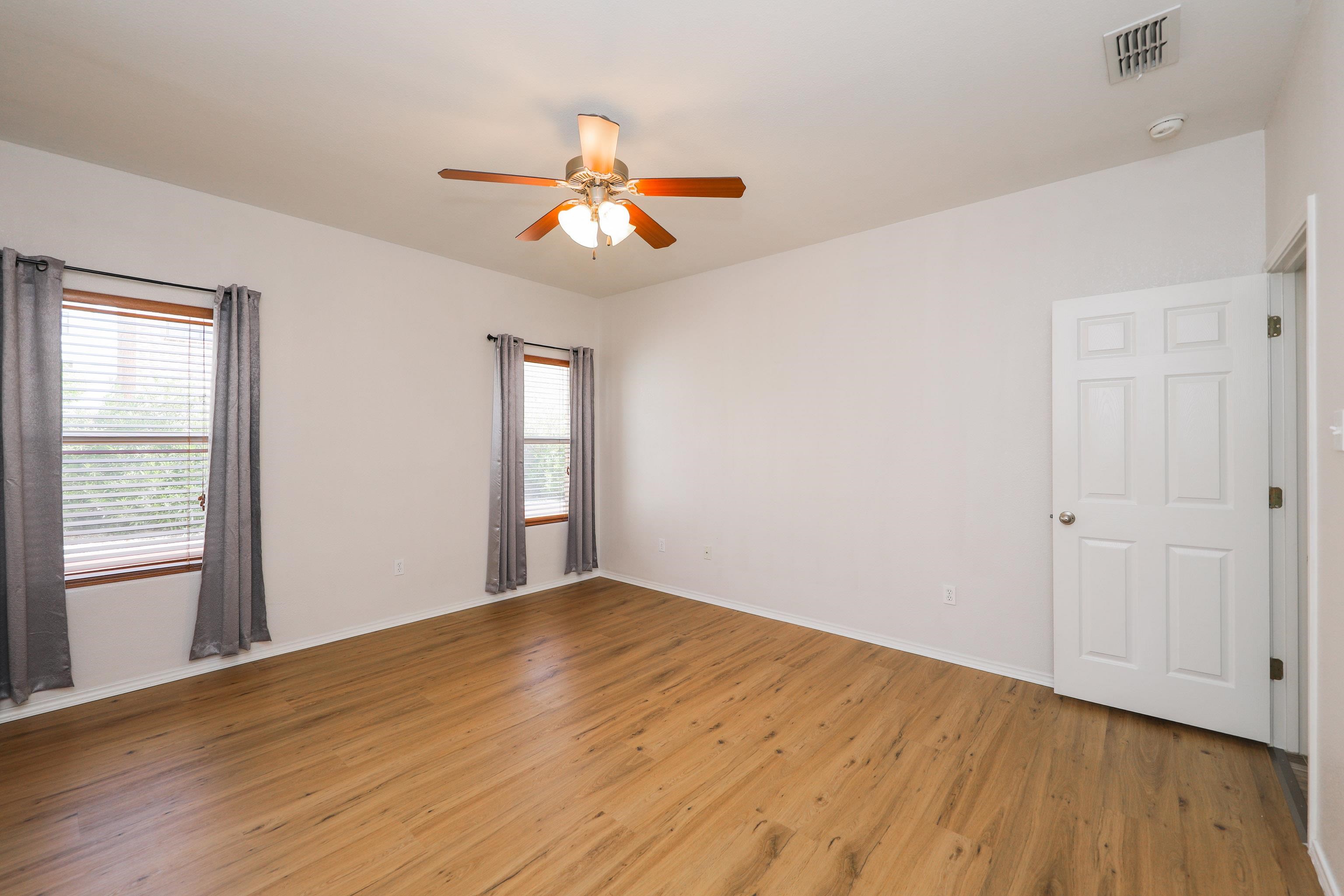 217 Kahlo Lp Property Photo 14