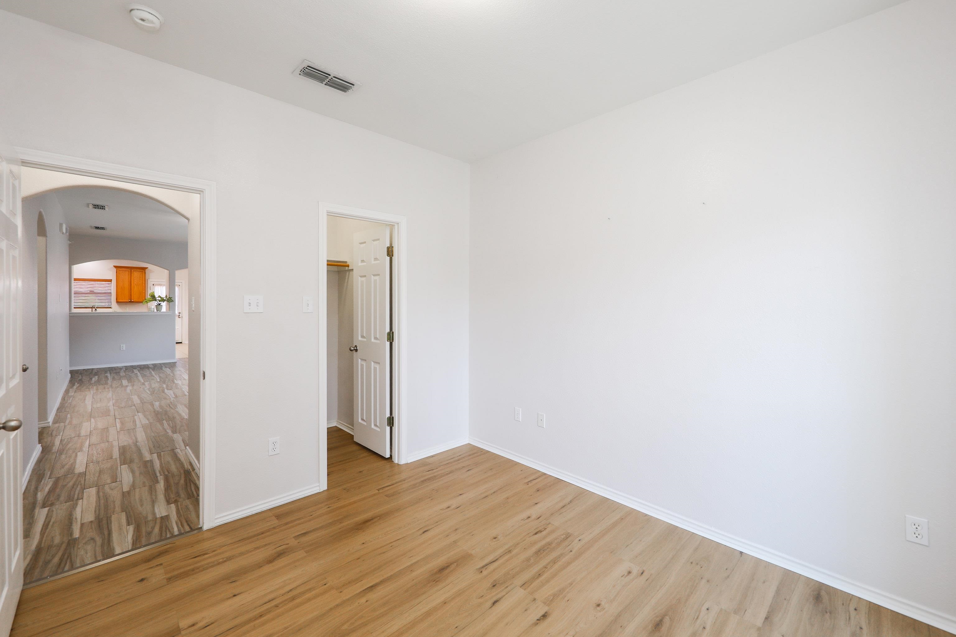 217 Kahlo Lp Property Photo 27