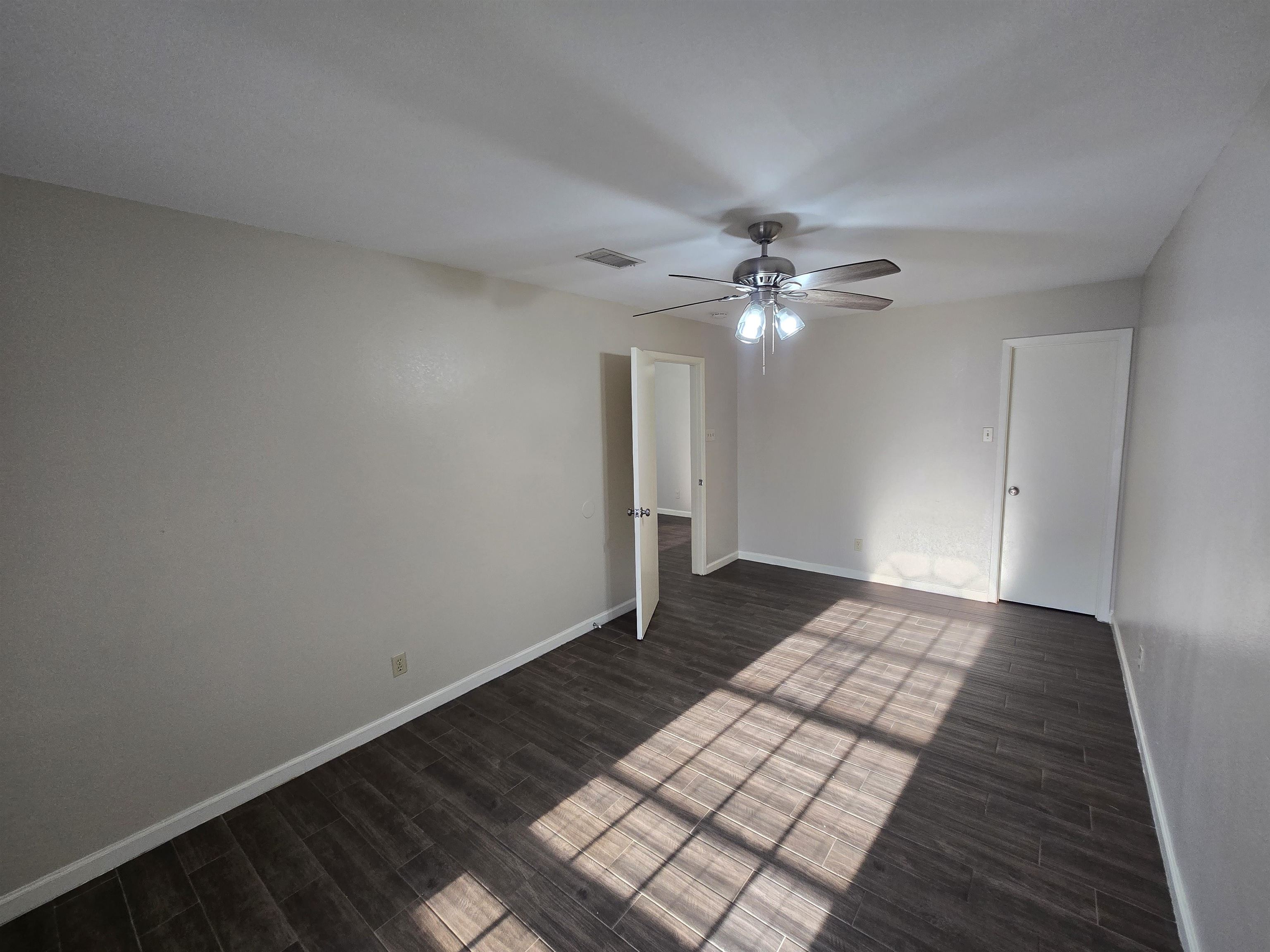 103 Lynn Lp Property Photo 11