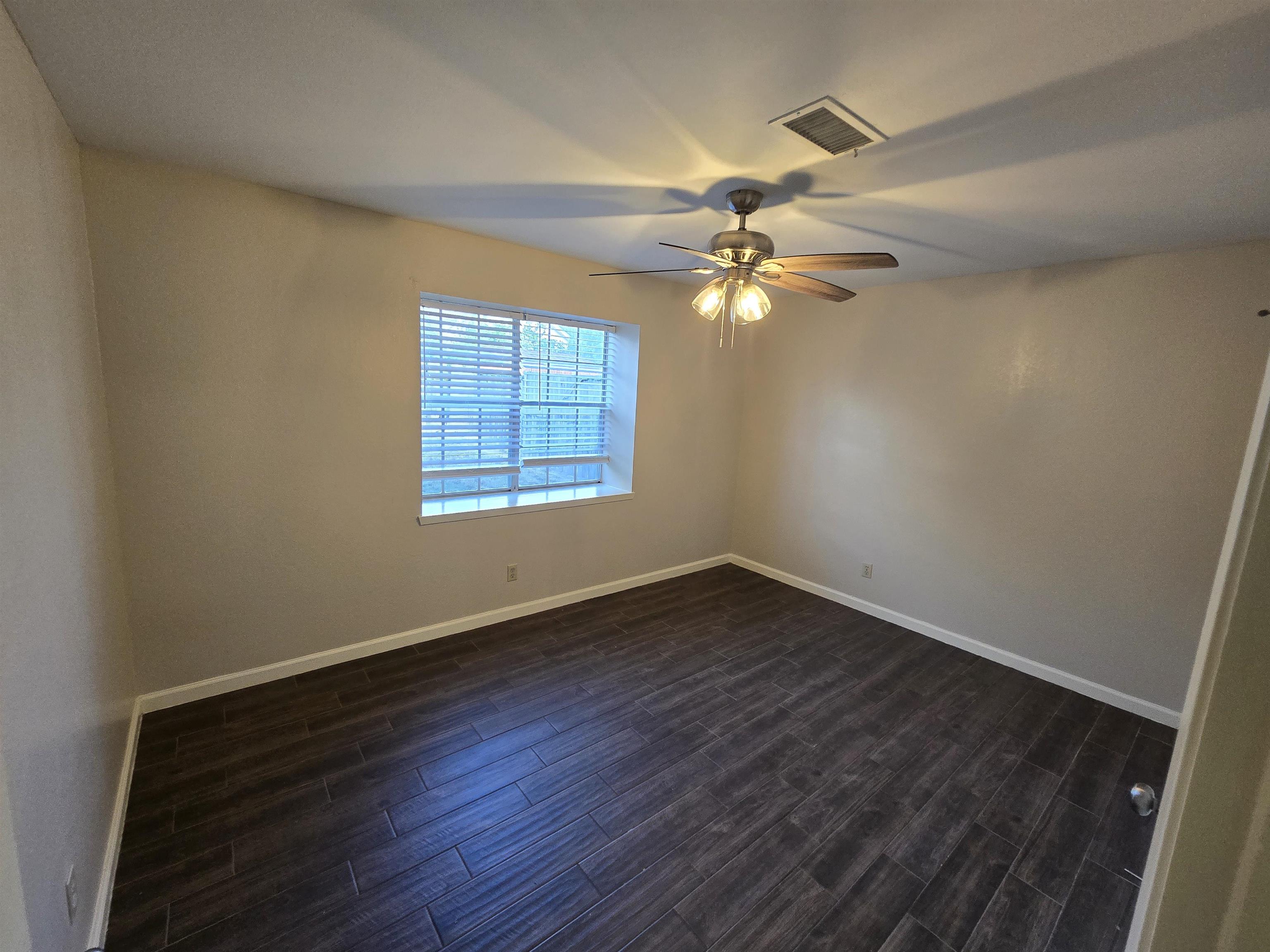 103 Lynn Lp Property Photo 18