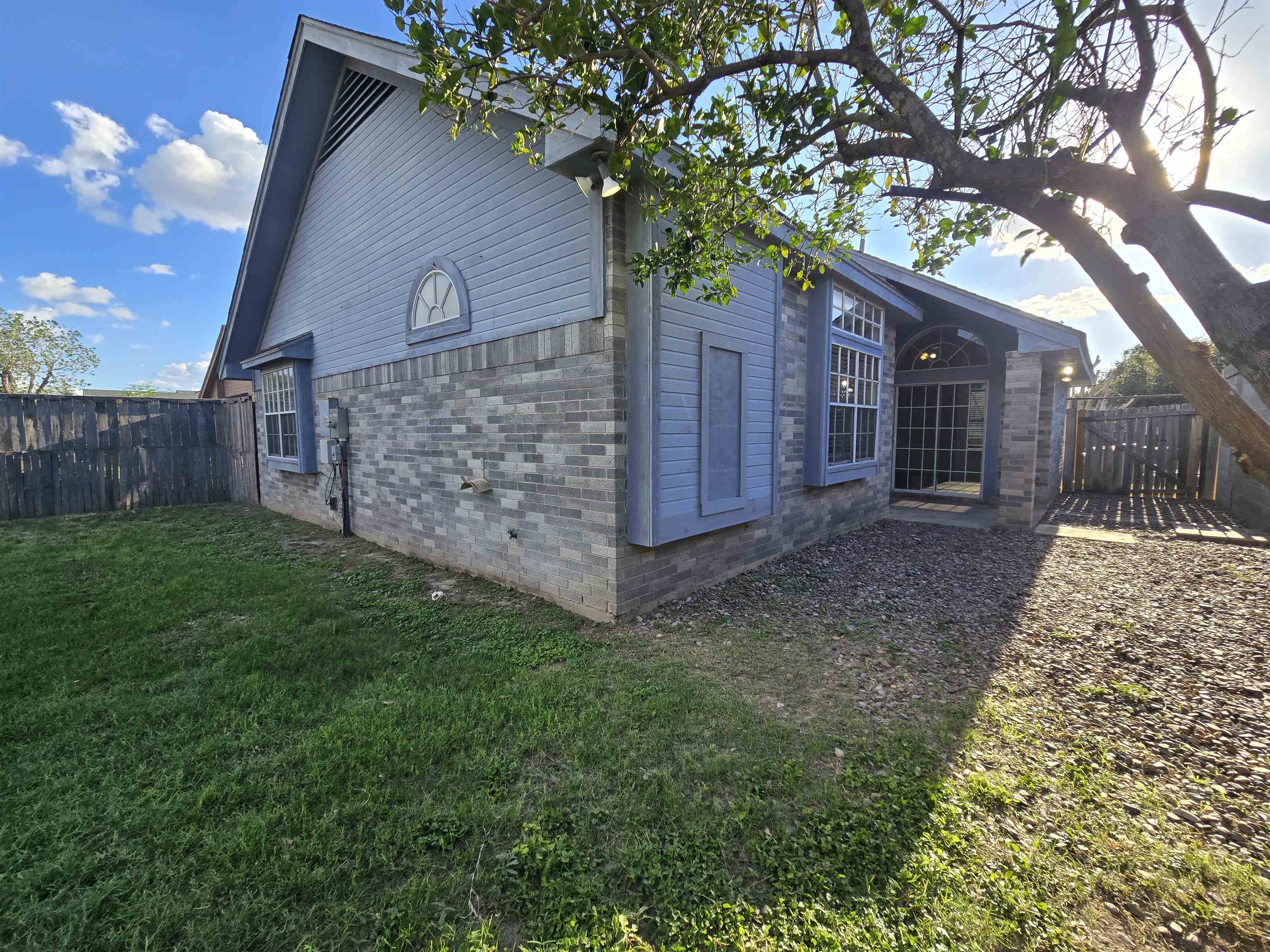 103 Lynn Lp Property Photo 22