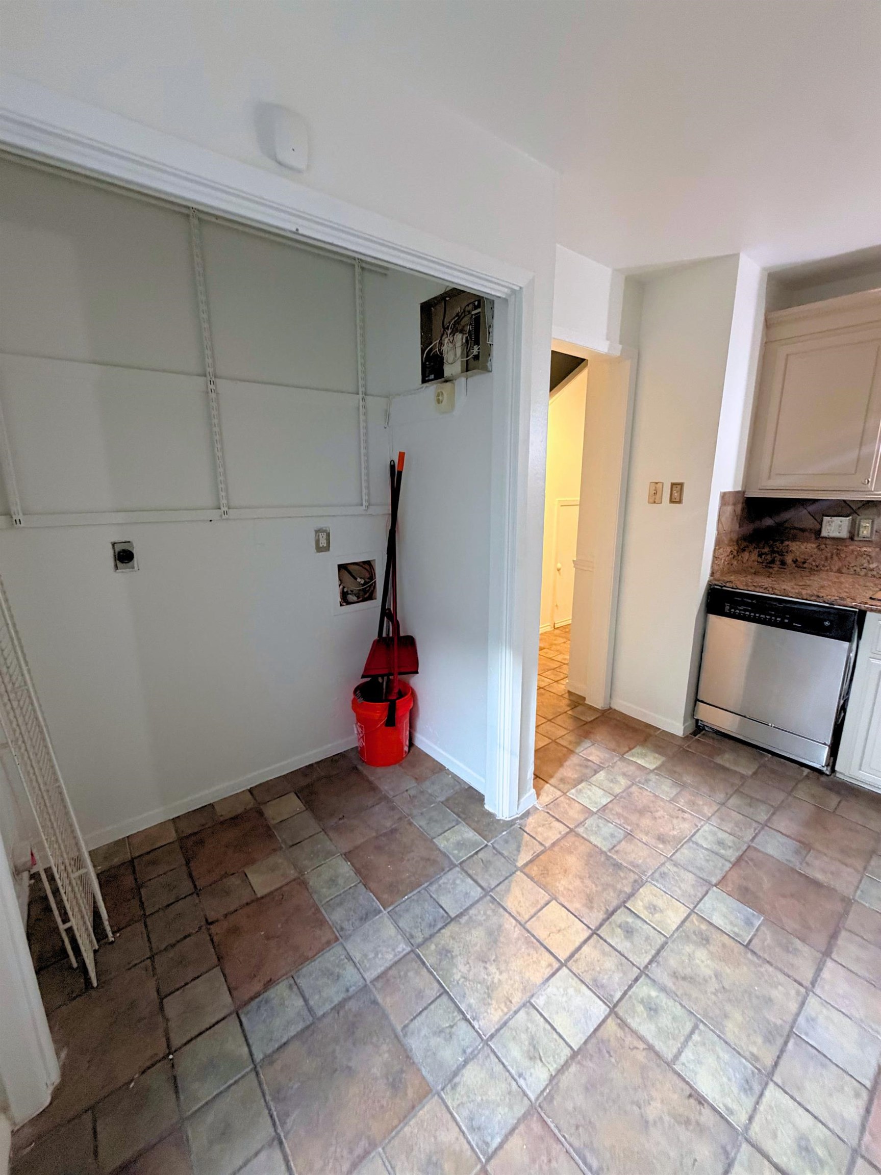 200 Martingale Ln 120 Property Photo 10