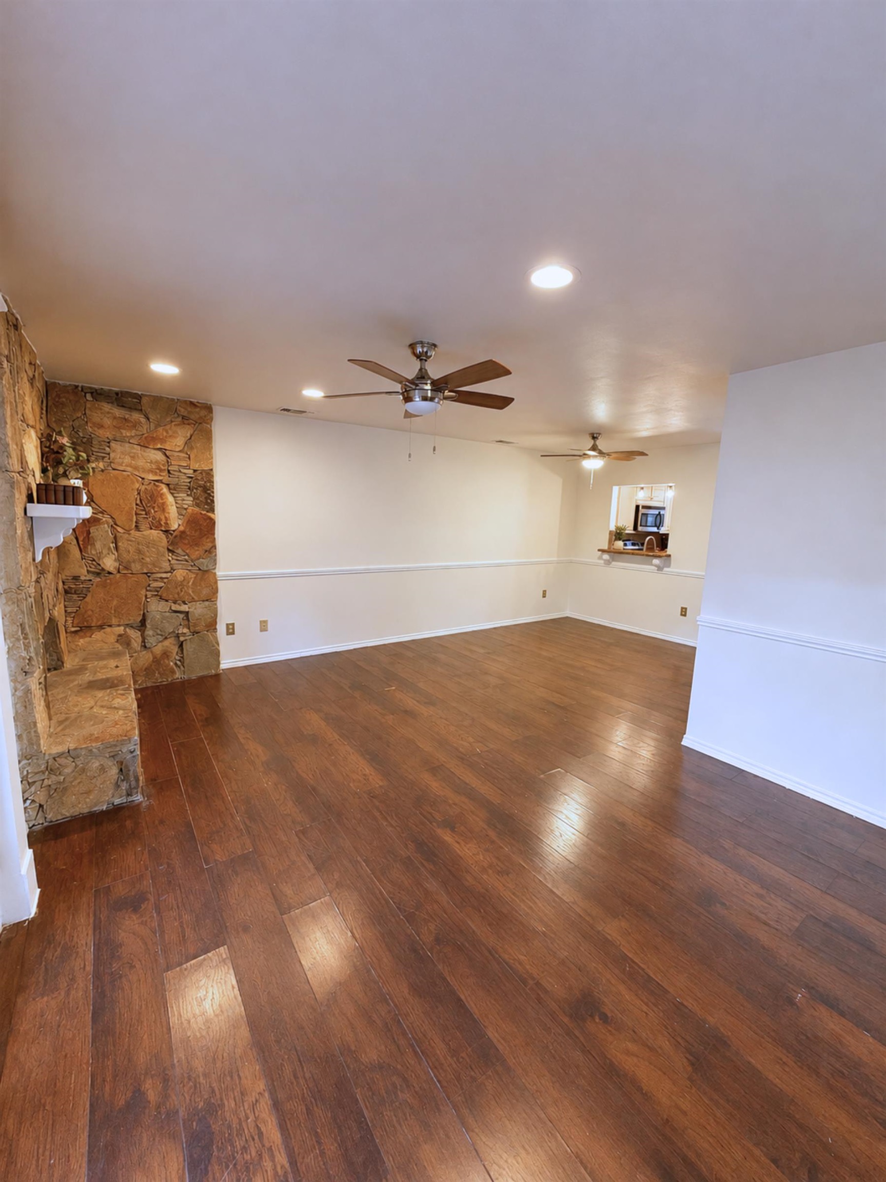 200 Martingale Ln 120 Property Photo 12