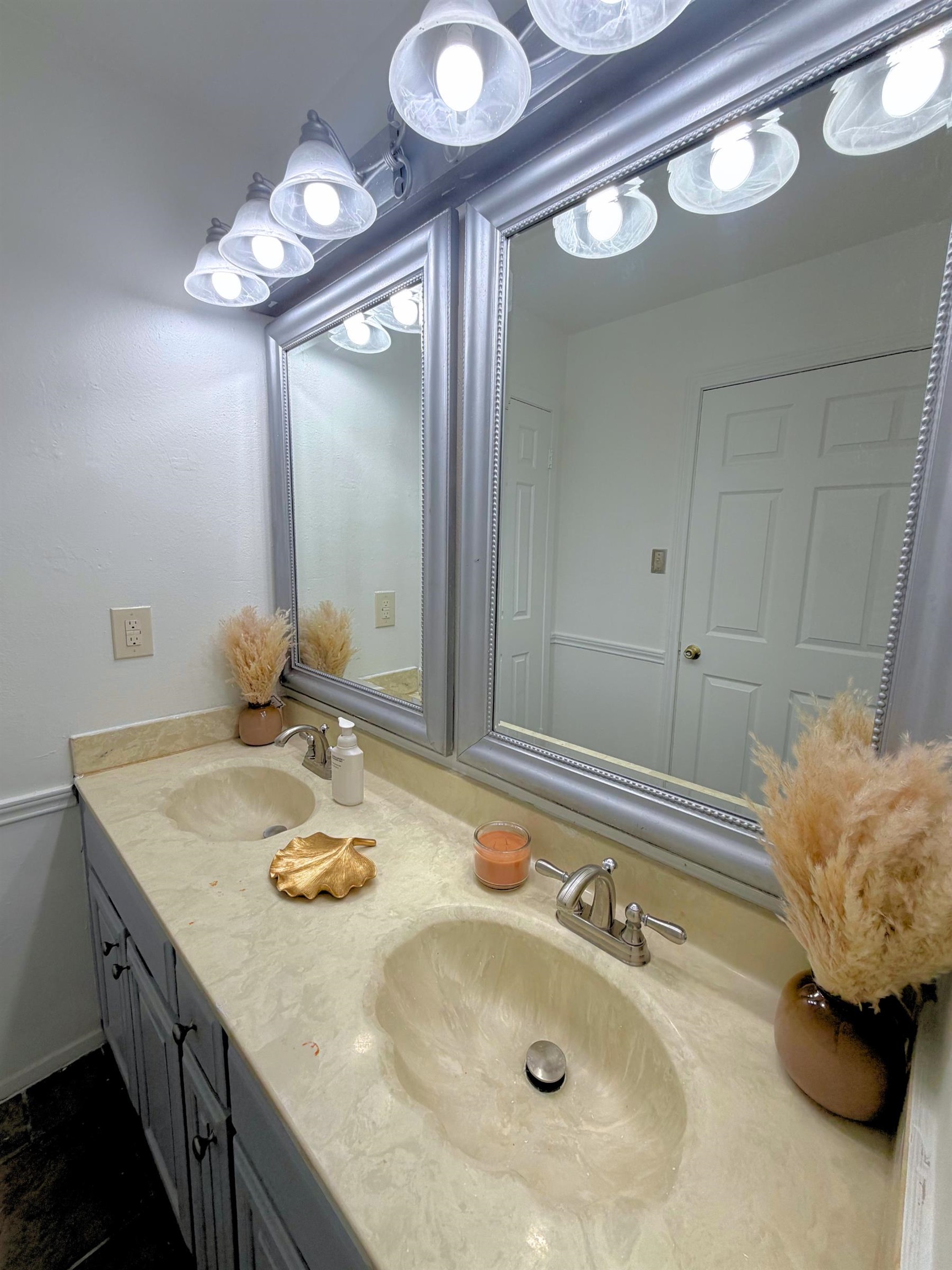 200 Martingale Ln 120 Property Photo 21