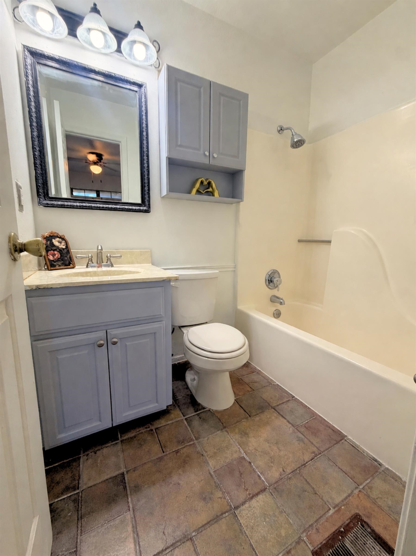 200 Martingale Ln 120 Property Photo 26