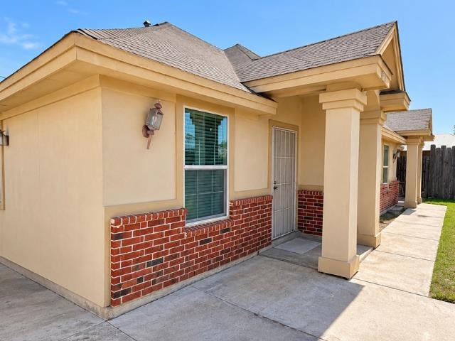 1617 Monterrey Ave Property Photo 3