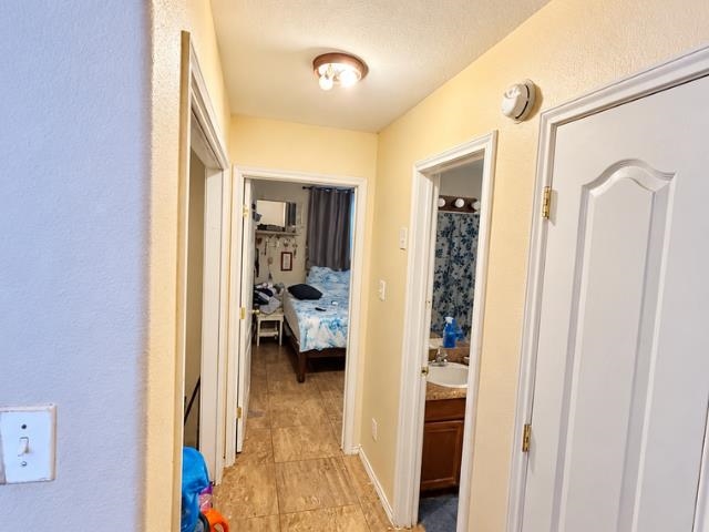 1617 Monterrey Ave Property Photo 6