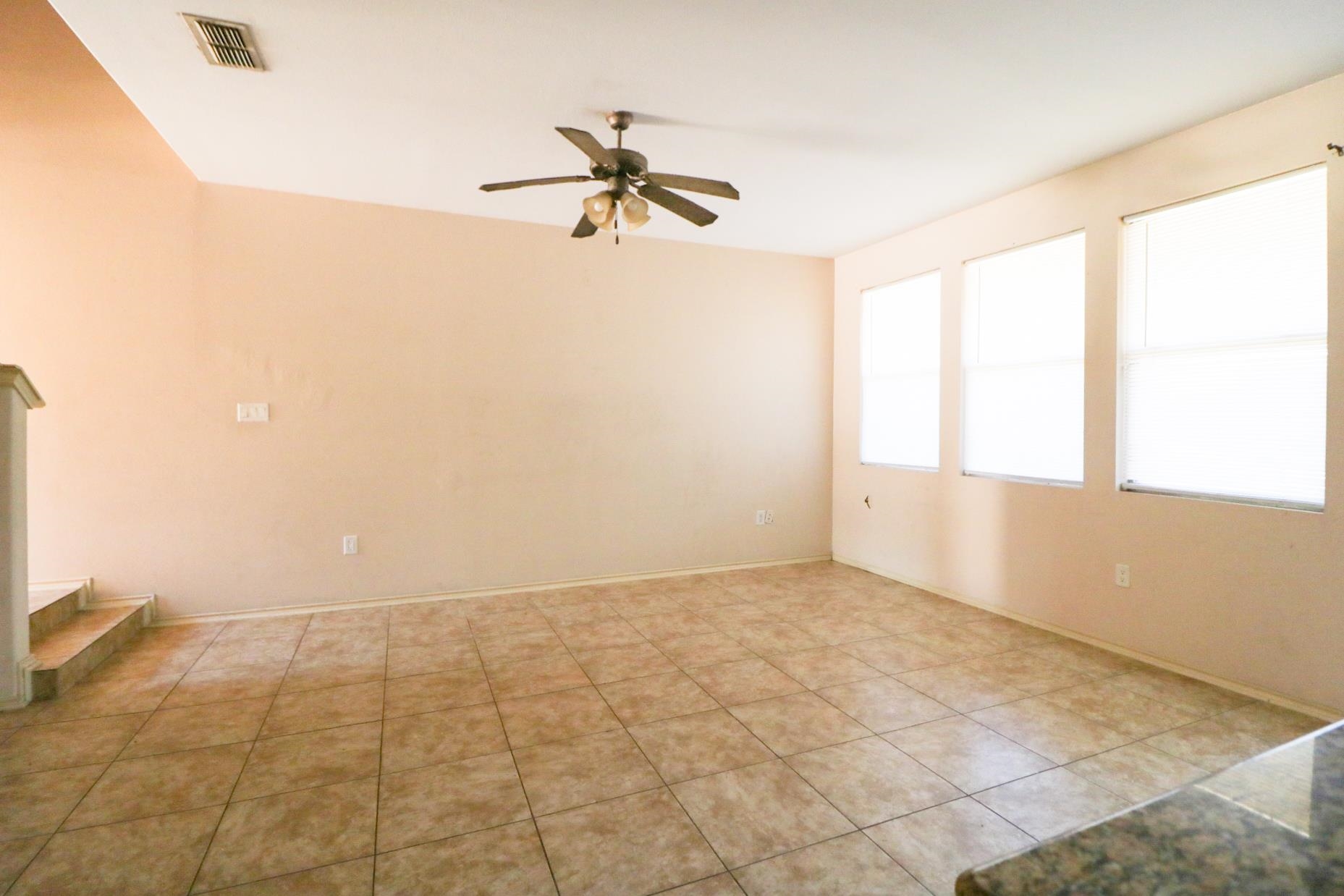 9310 Albany Dr 17 Property Photo 5