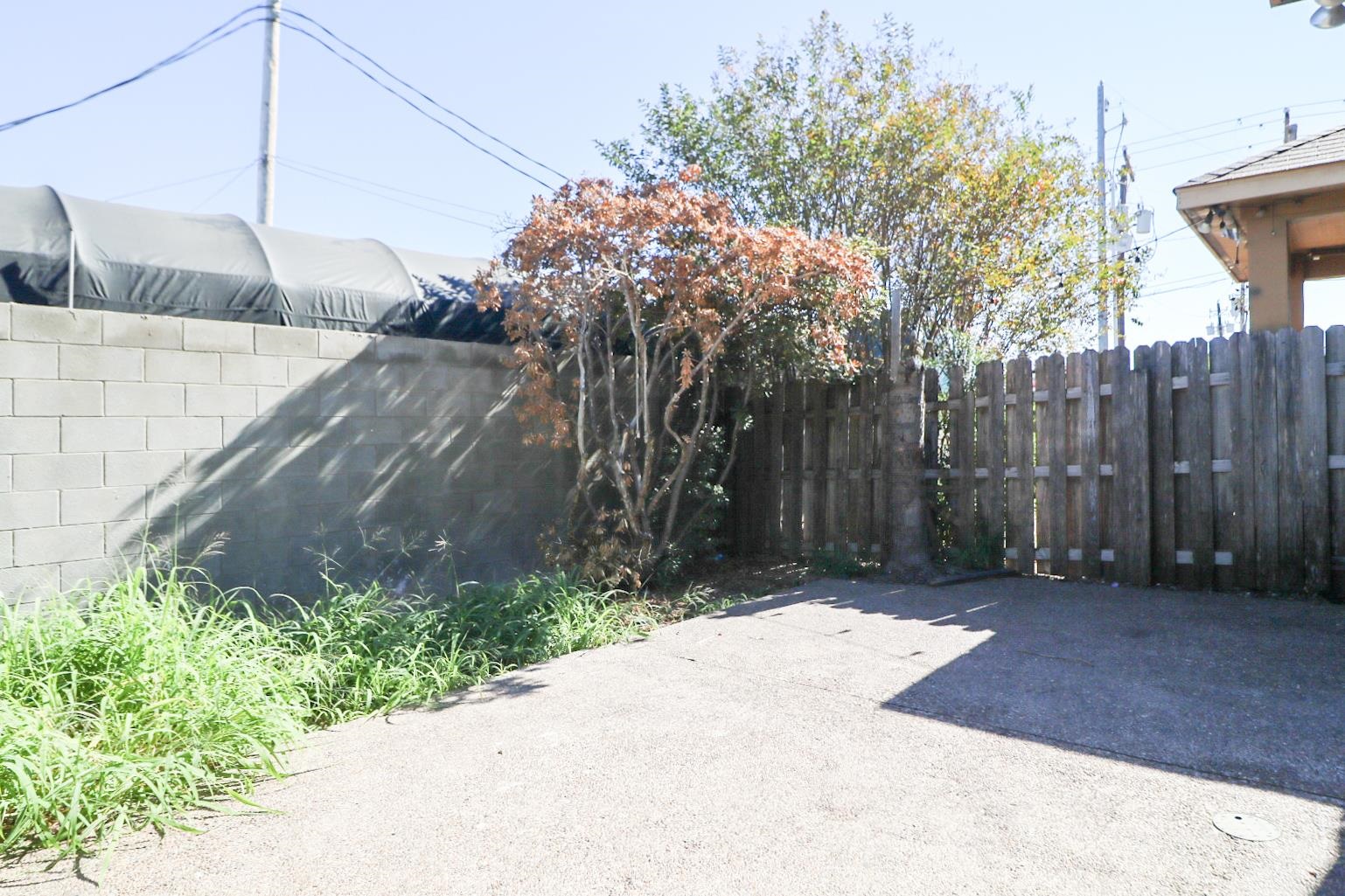 9310 Albany Dr 17 Property Photo 7