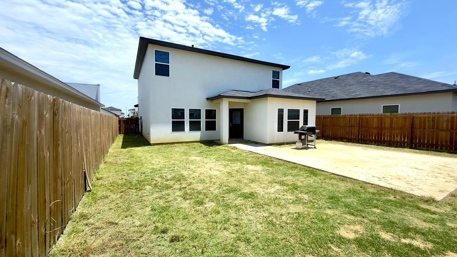 1521 Hebilla Ln. Property Photo 20