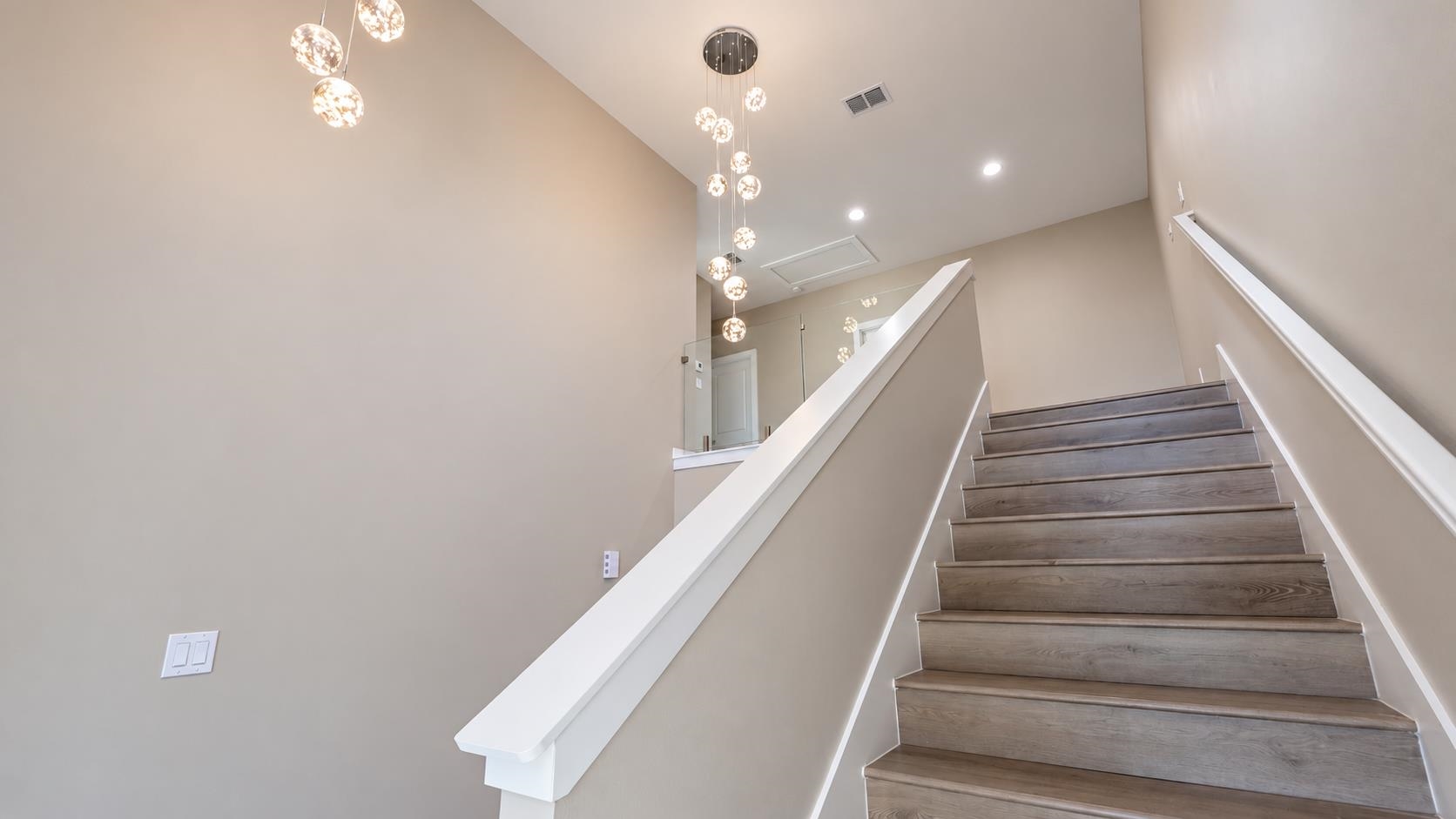 146 Lagos Ave Property Photo 7