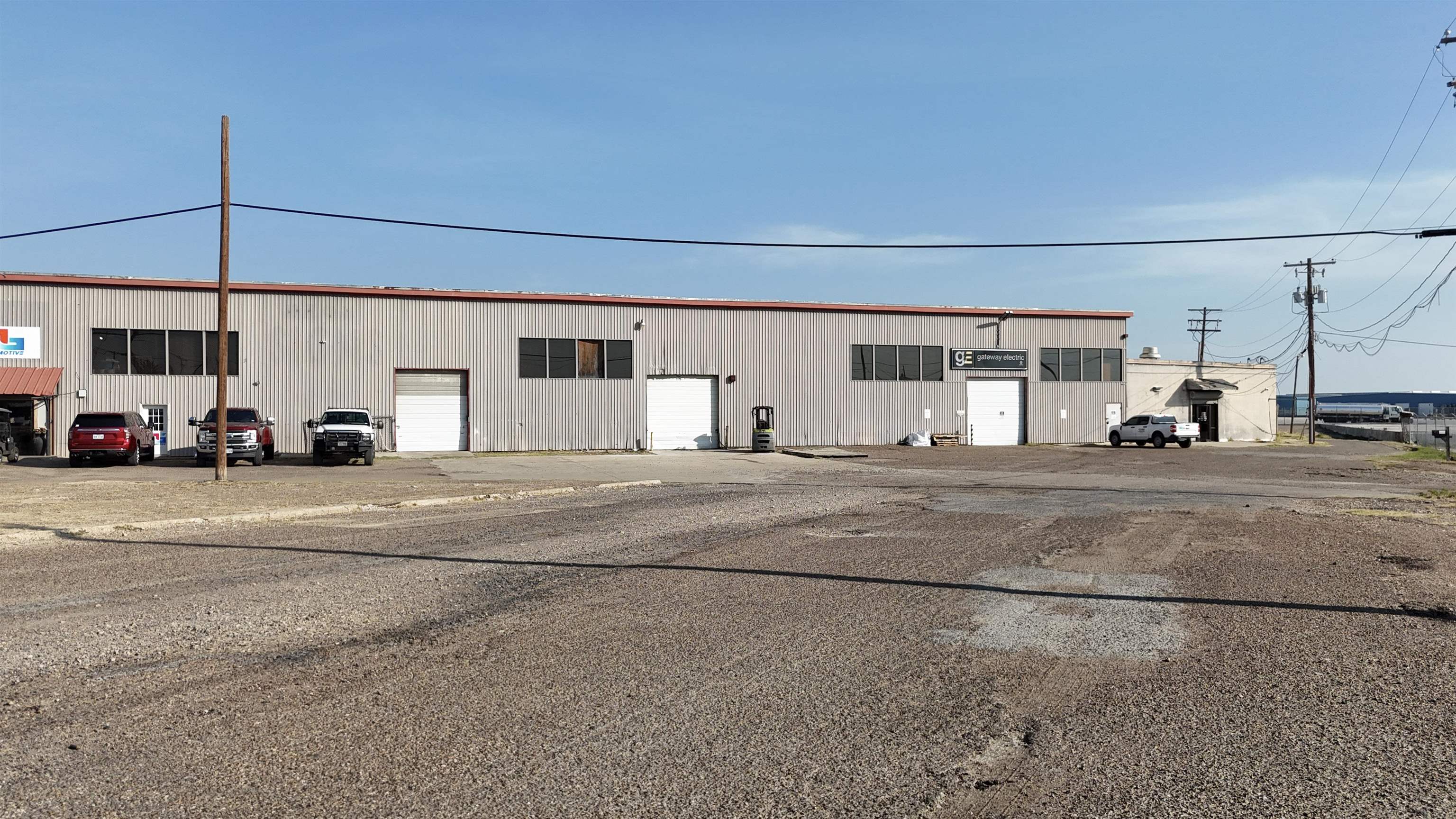 2015 Pappas St Property Photo 5
