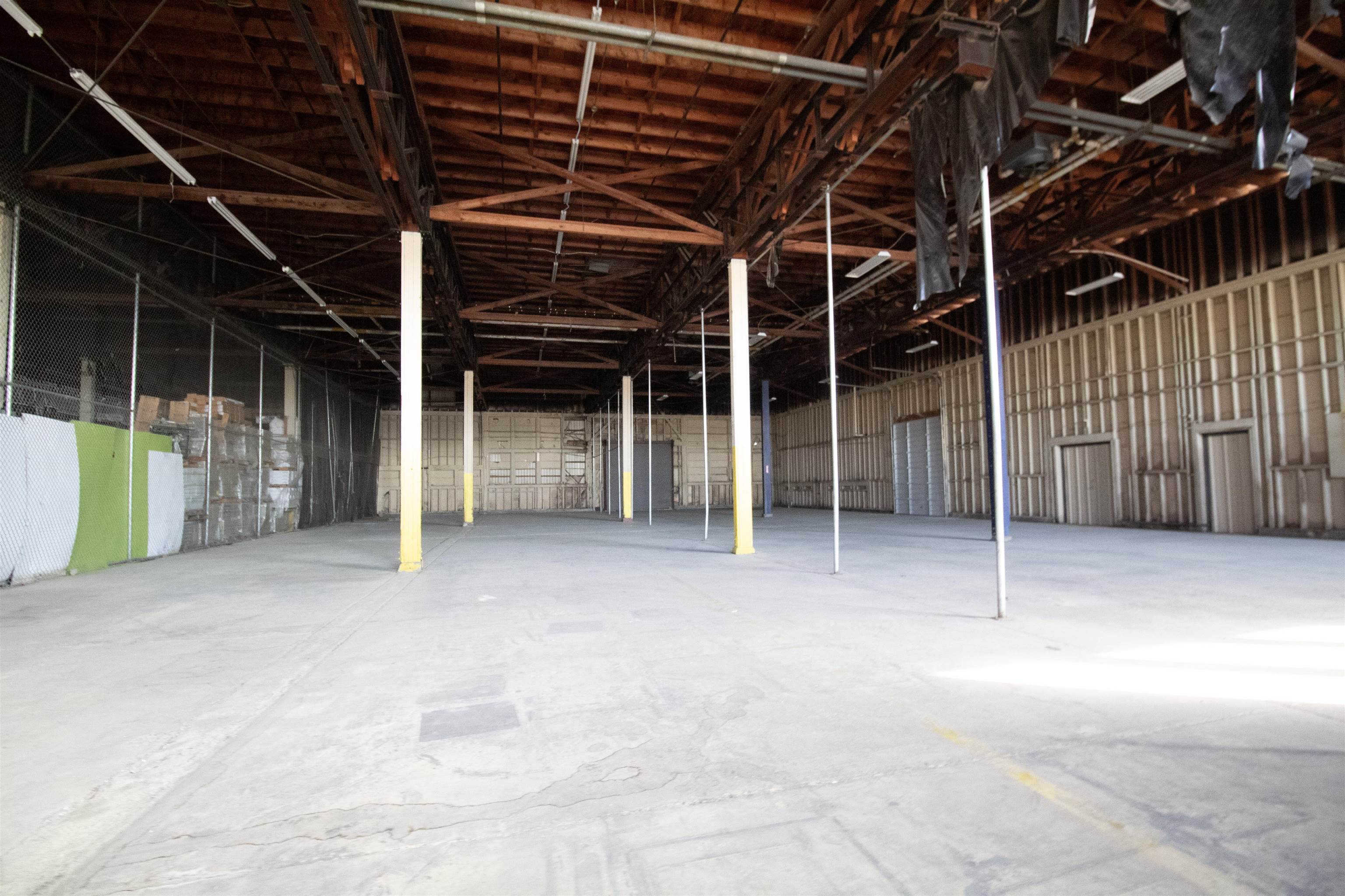 2015 Pappas St Property Photo 9