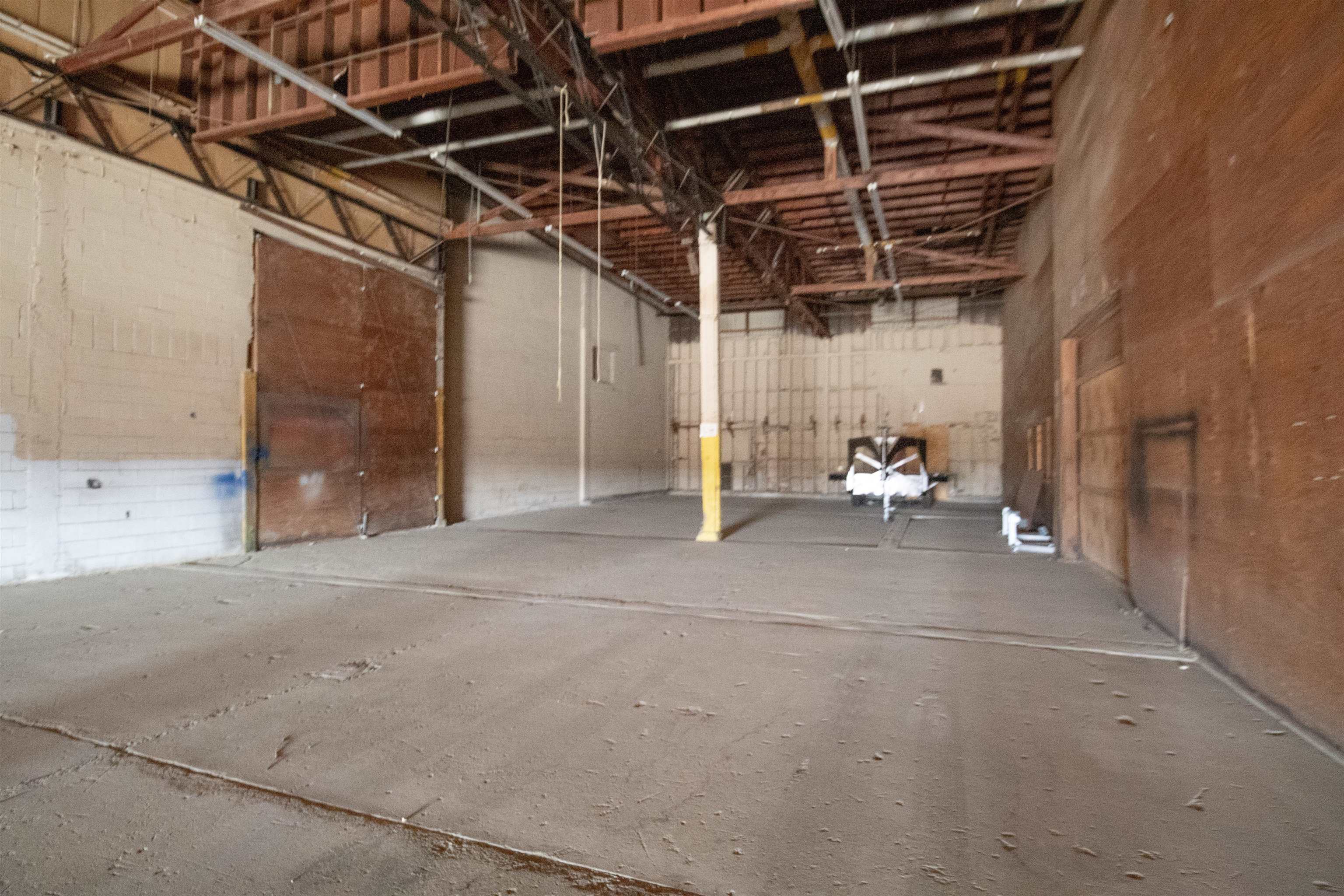 2015 Pappas St Property Photo 6