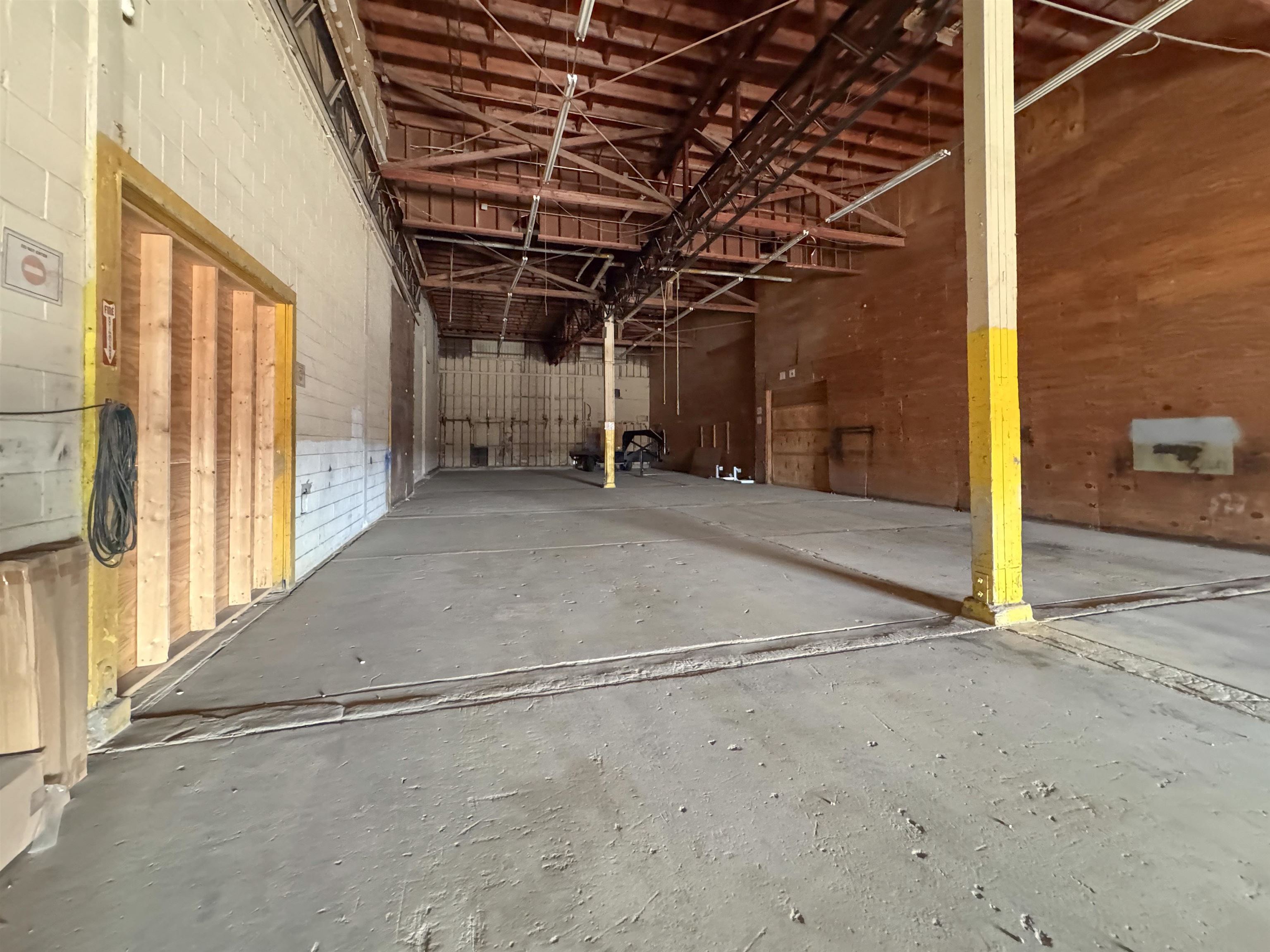 2015 Pappas St Property Photo 9