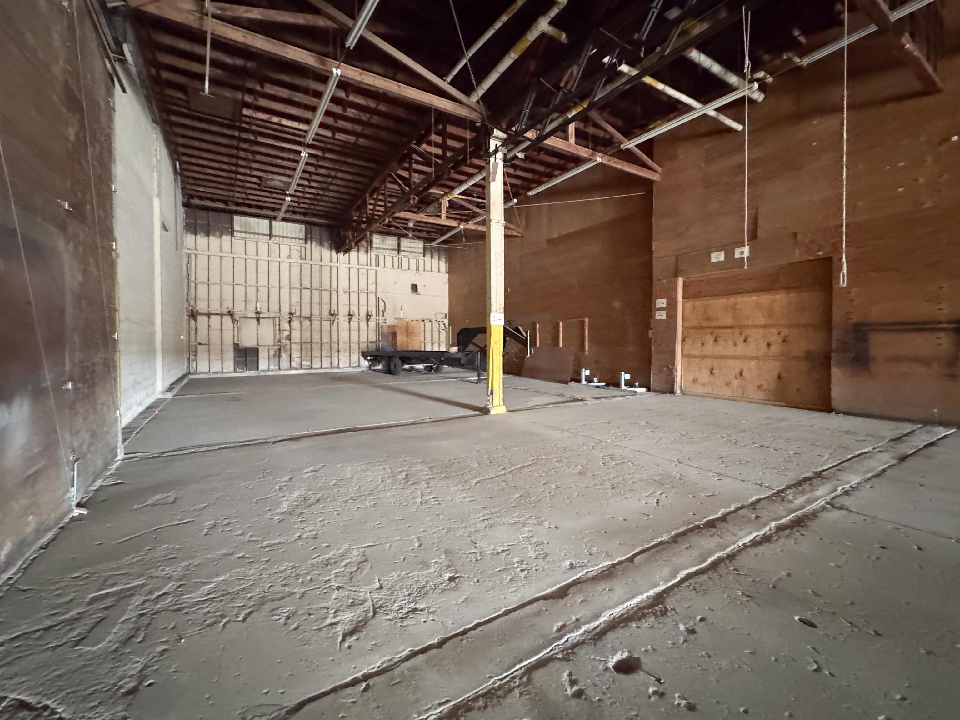 2015 Pappas St Property Photo 11