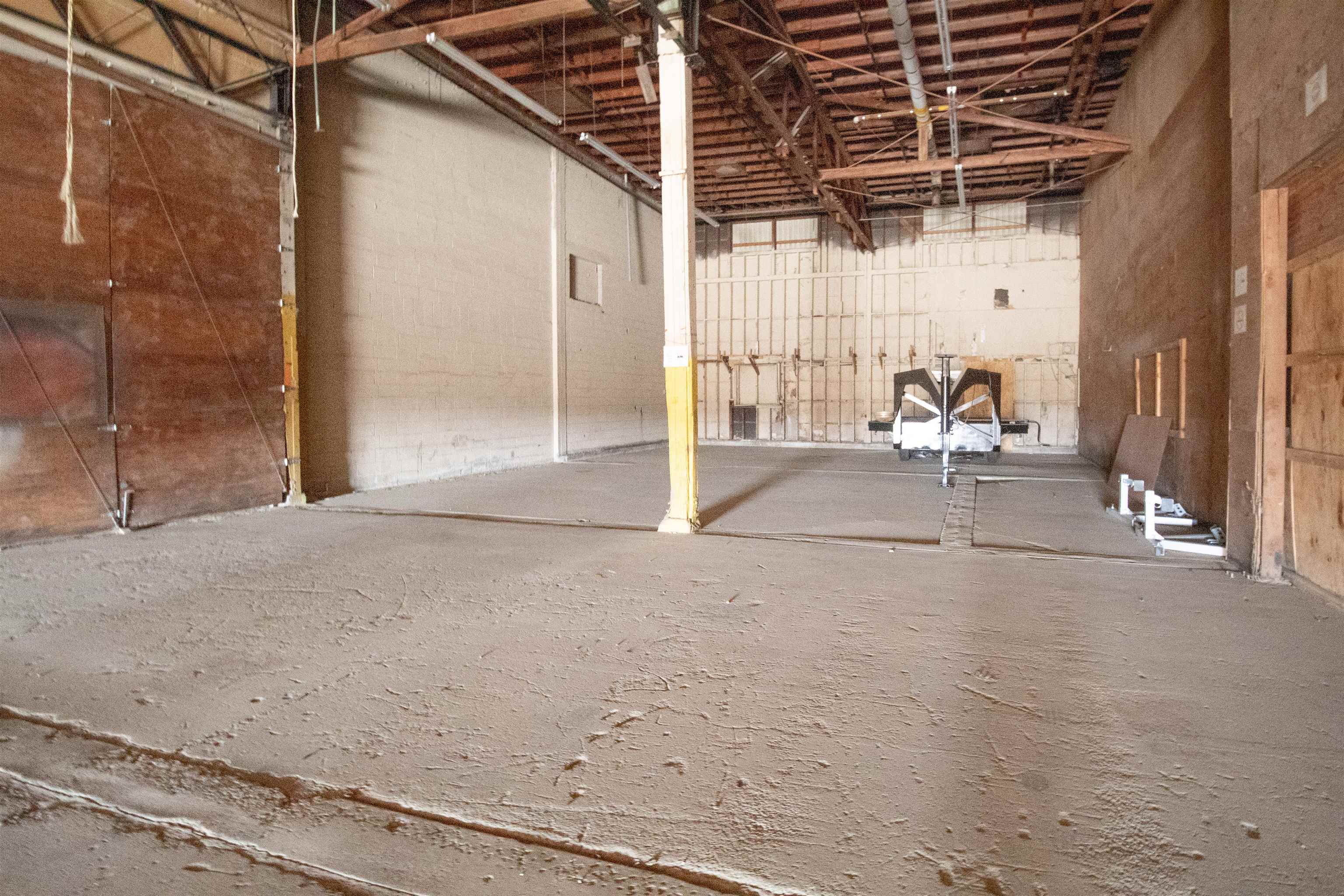 2015 Pappas St Property Photo 13
