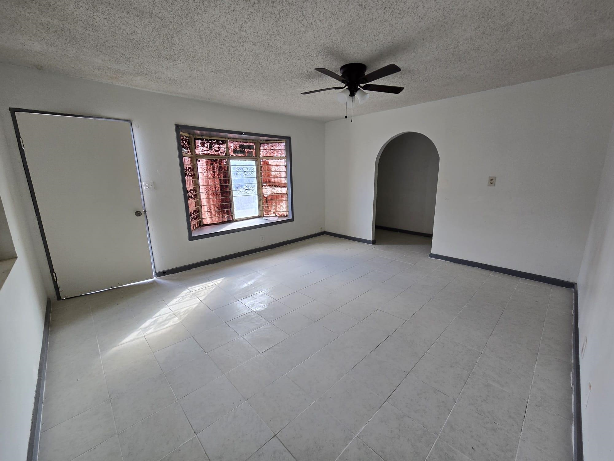 1518 Scott St 1 Property Photo 4
